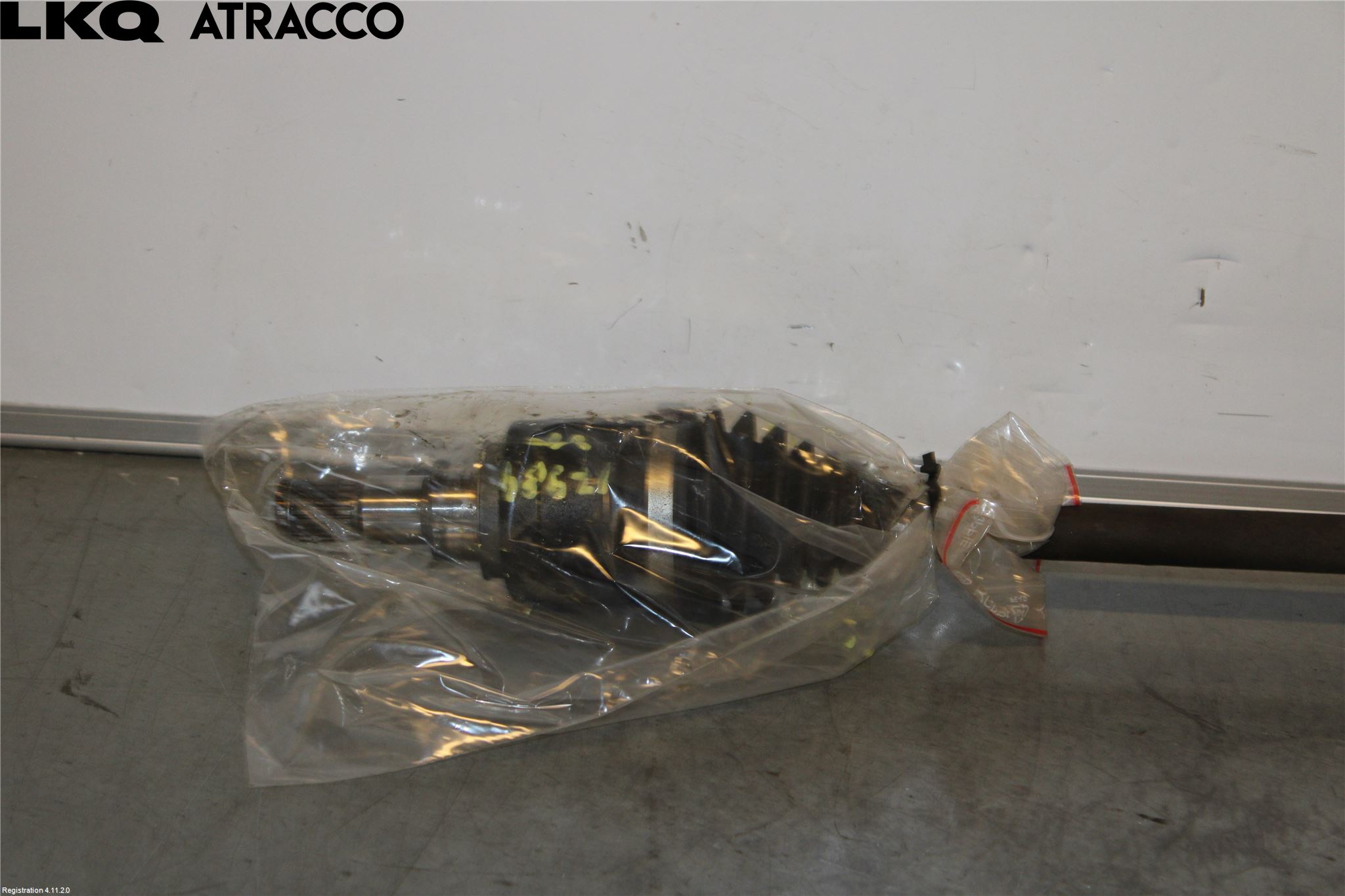 Suzuki SWIFT 17-24 Drivaksel Foran Kompl Høyre