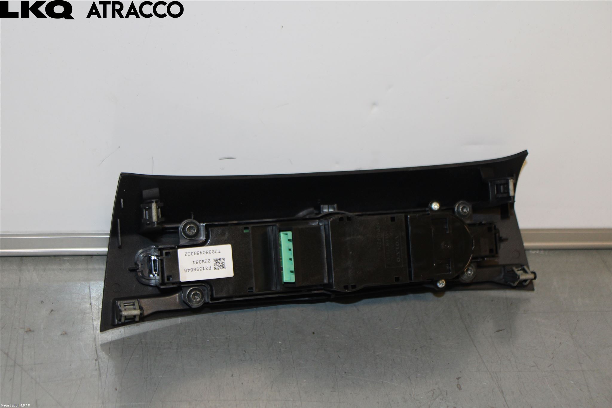 Volvo V90 17->> Bryter Varsel (Nødblink)