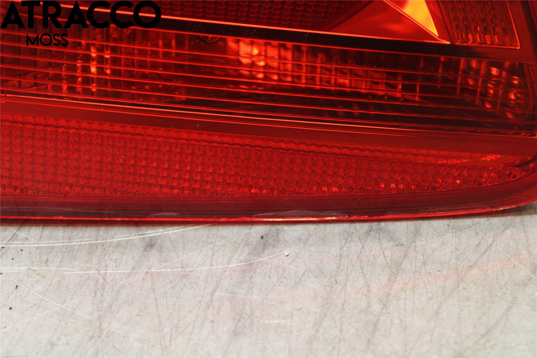 Volkswagen VW TOURAN 10-15 Baklykt Venstre  På Luke(Indre