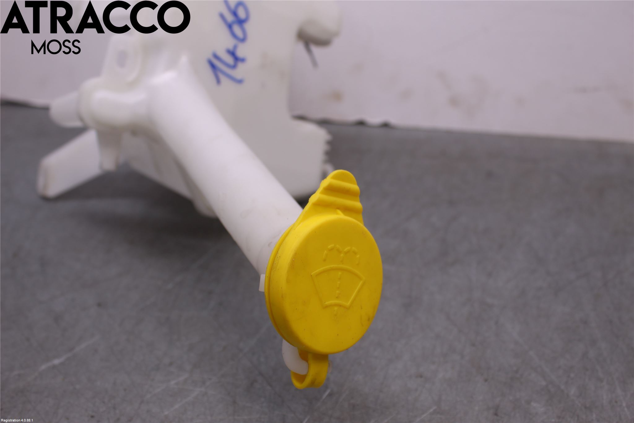 Toyota YARIS XP130 12-14 Nivåkontroll Spylertank