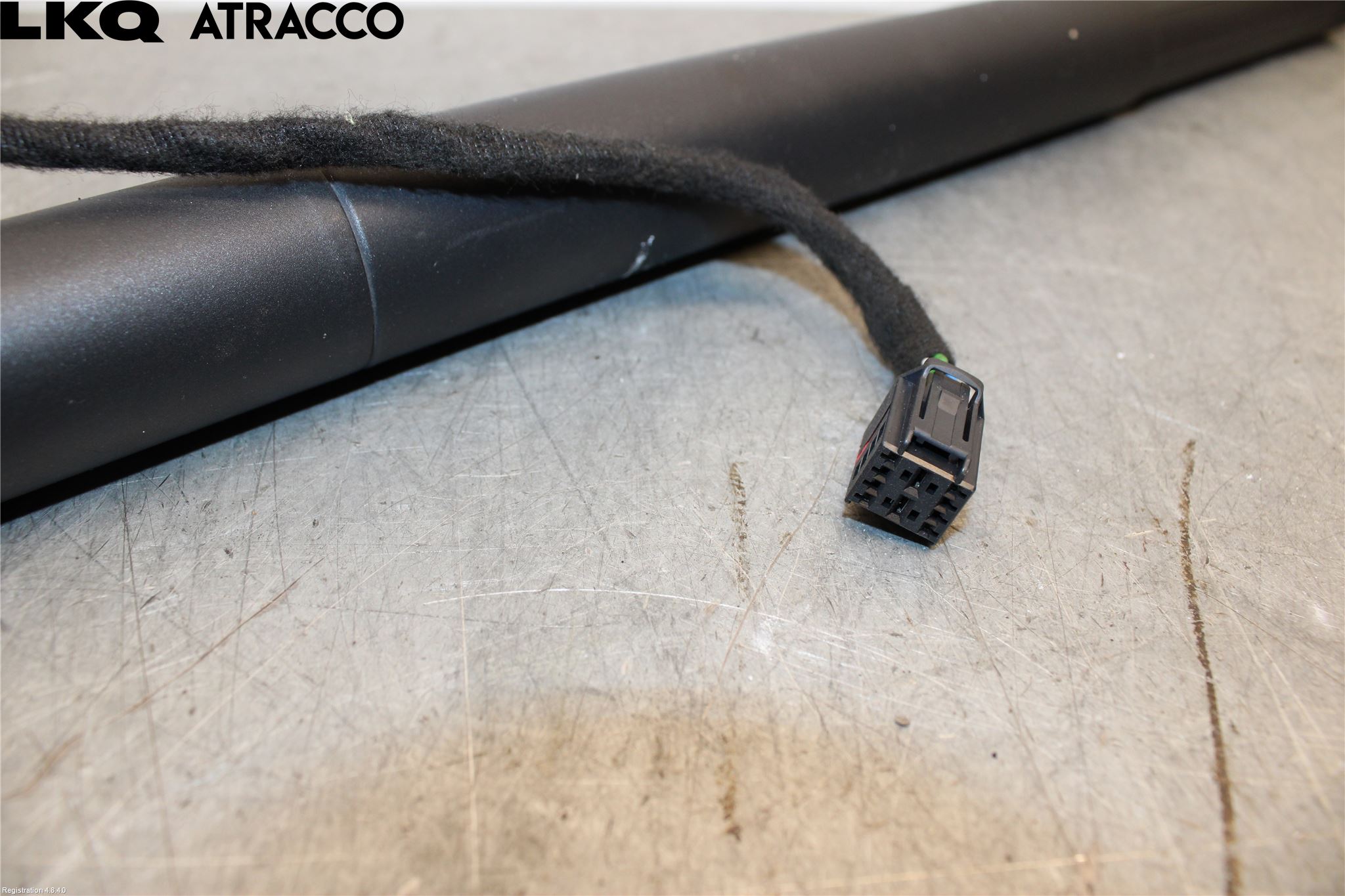 Volkswagen VW PASSAT 15-19 Bakluke Demper-Gassfjær