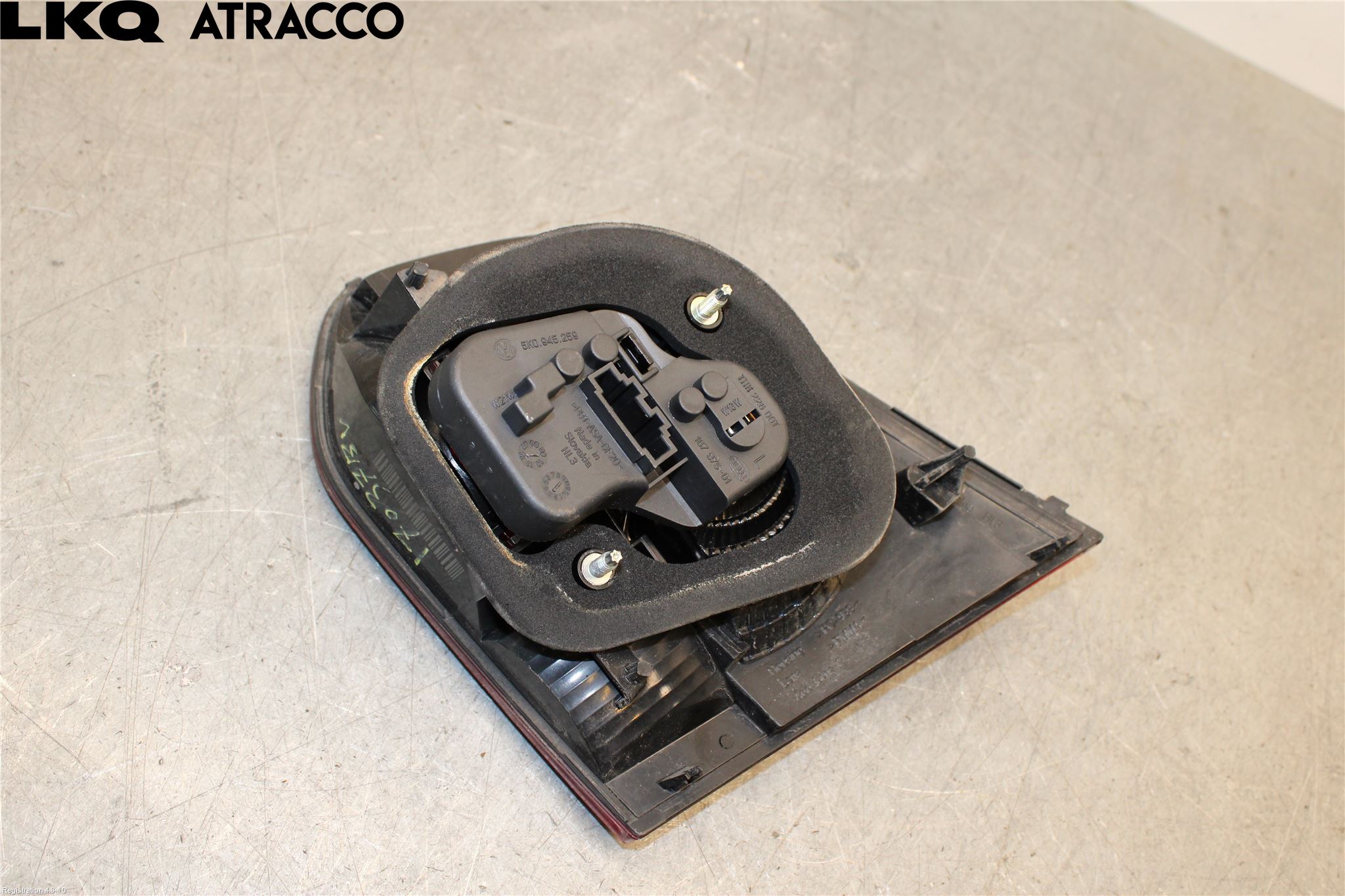 Volkswagen VW GOLF VI 09-13 Baklykt Venstre  På Luke(Indre