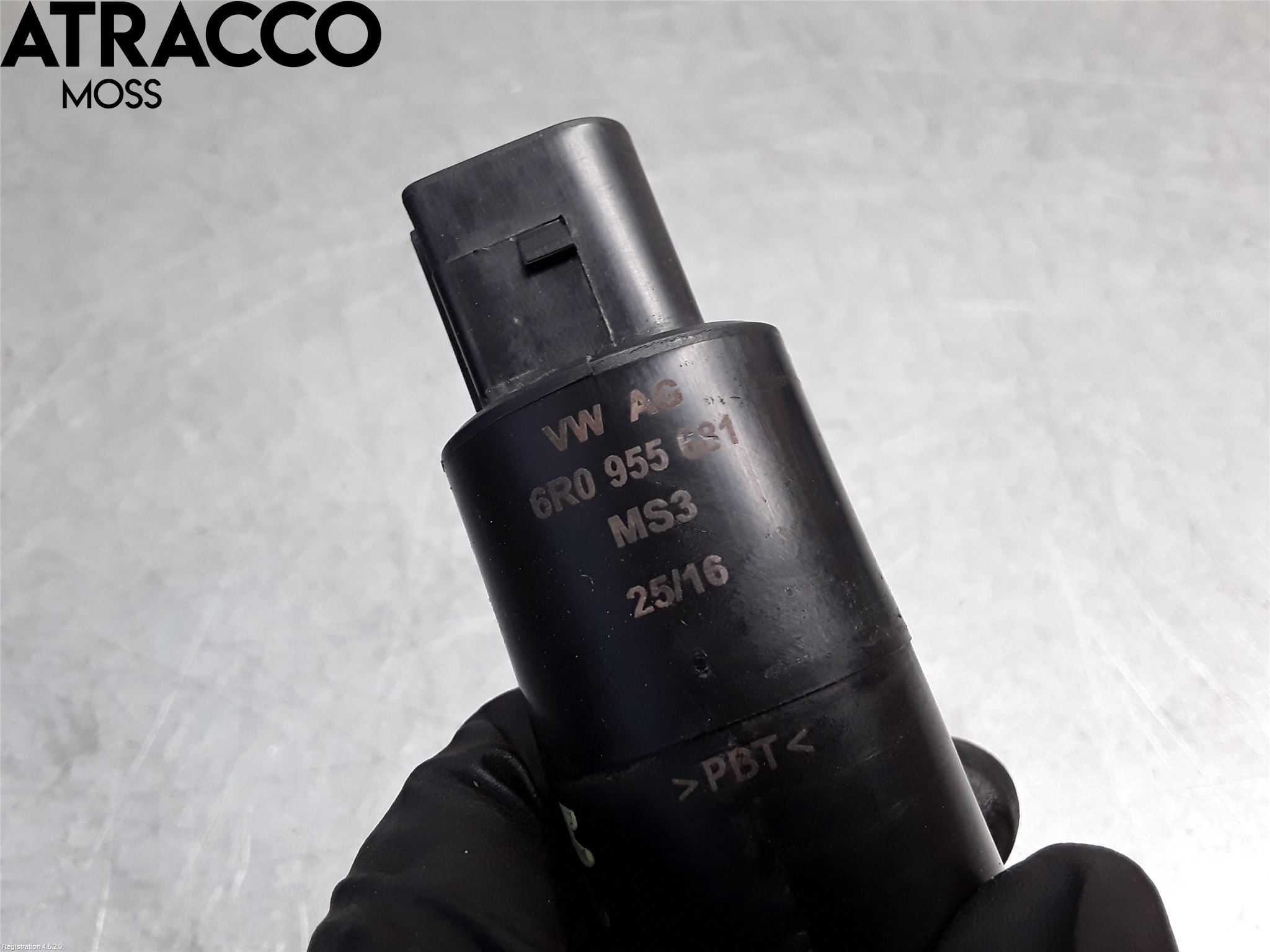 Skoda RAPID Spylerpumpe Frontrute