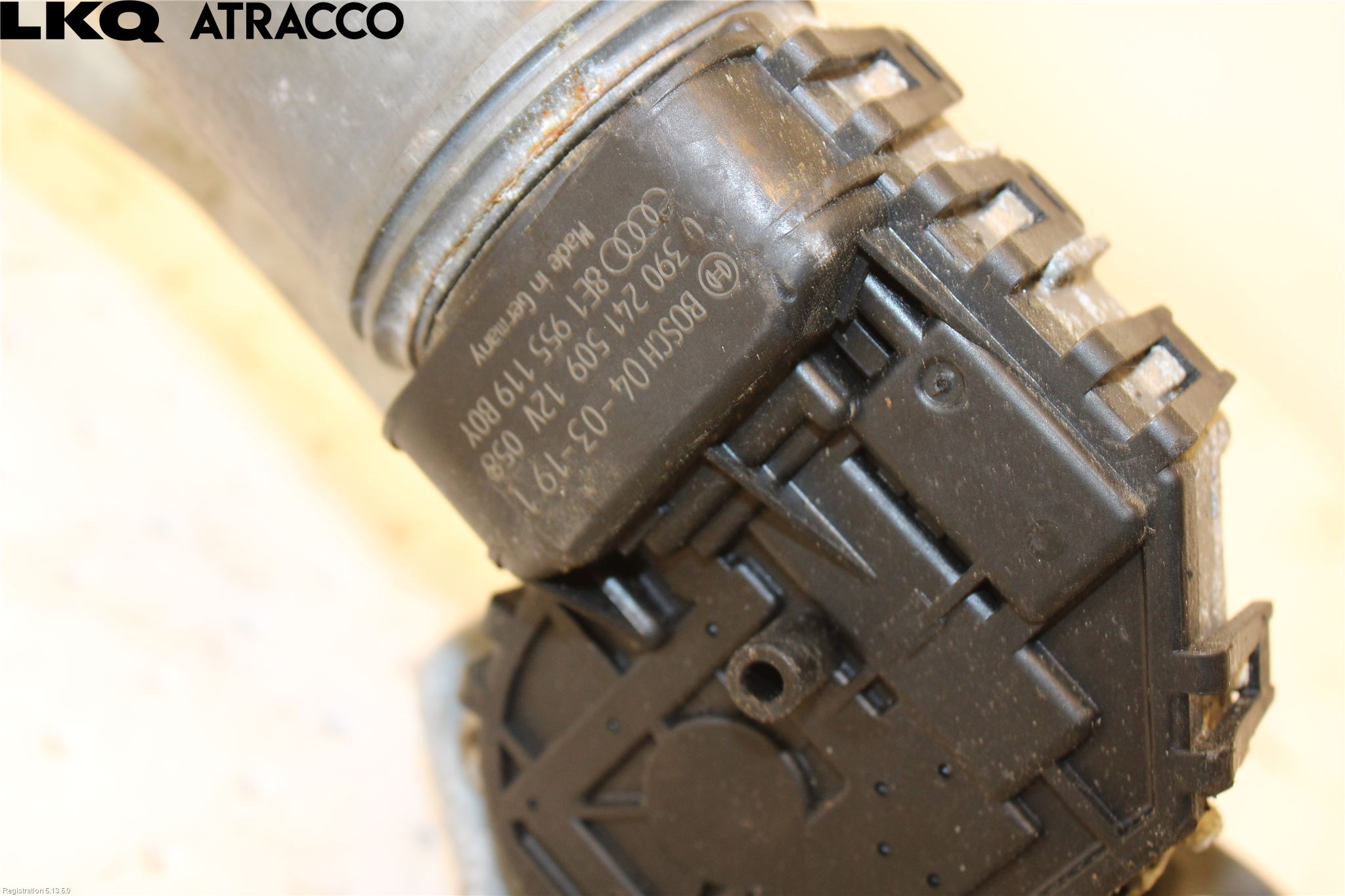 Audi A4/S4 01-05 Viskermotor Frontrute