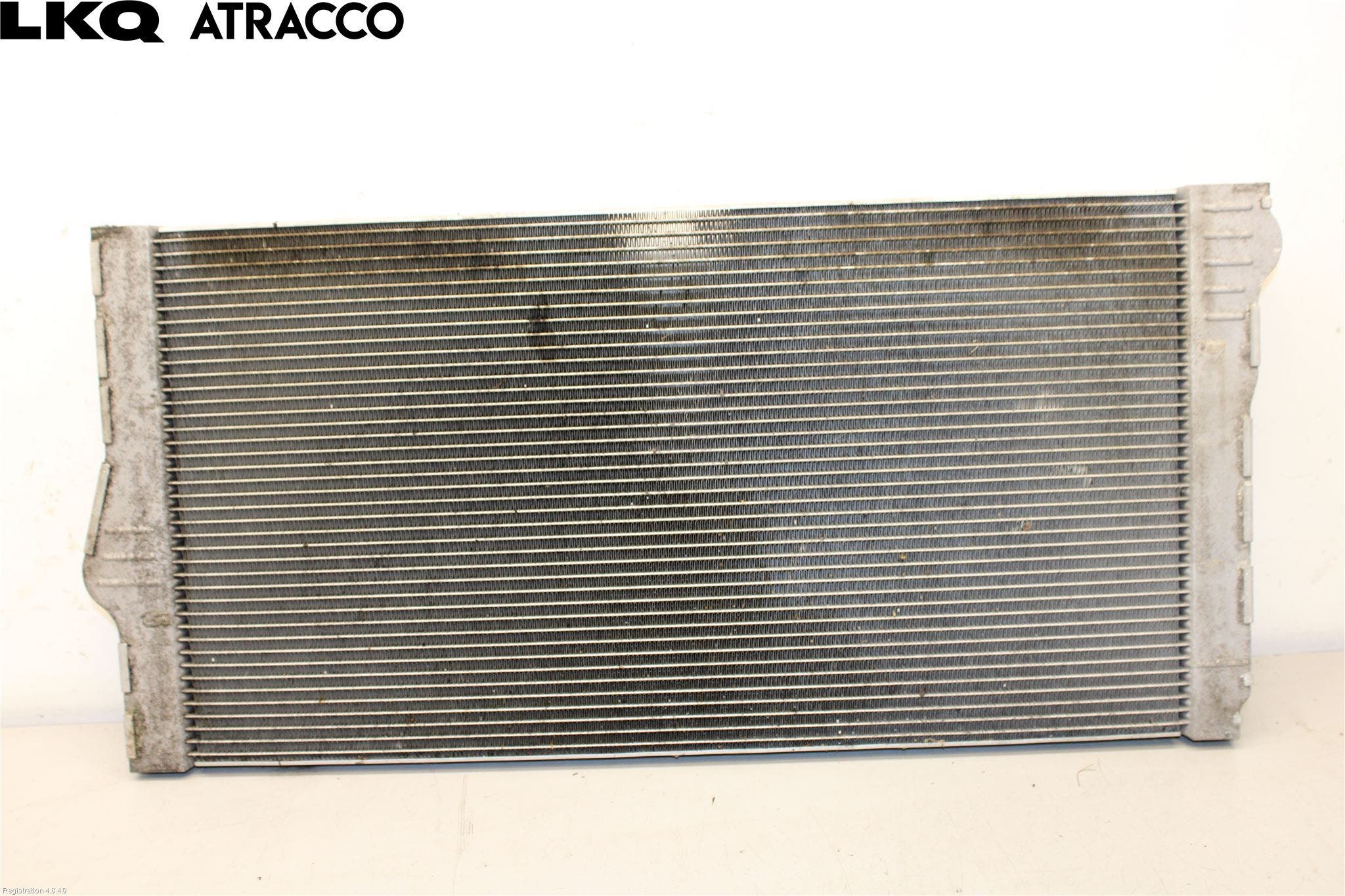 BMW 5 F10/F11/F18 09-17 Radiator Automat