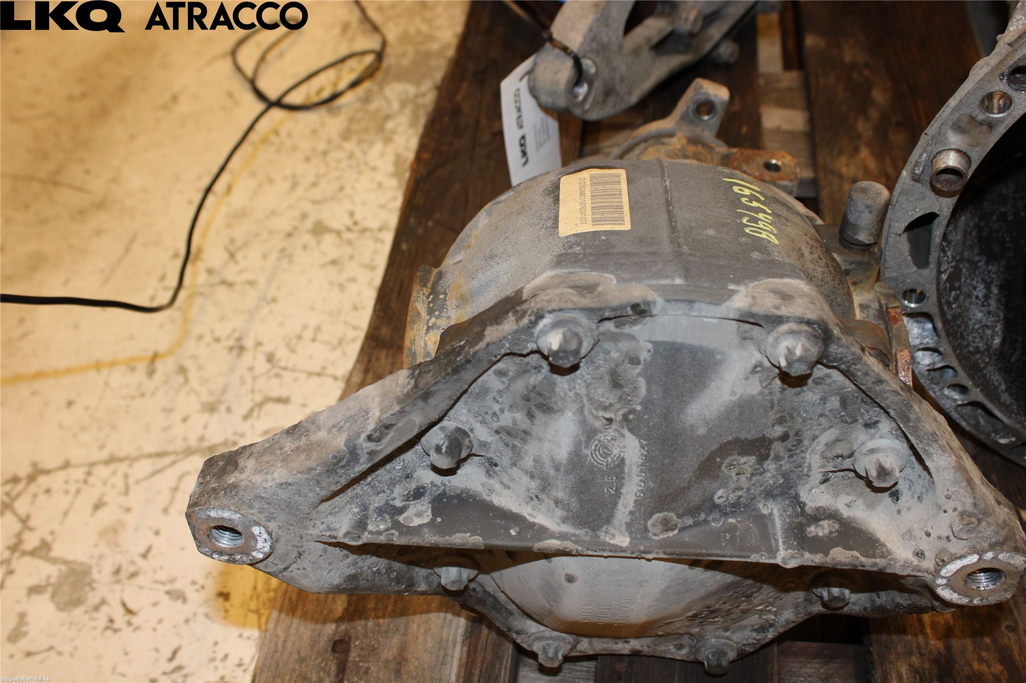 Mercedes-Benz MB E-KLASS (W212) 09-16 Bakaksel Kardang Bak -Diff