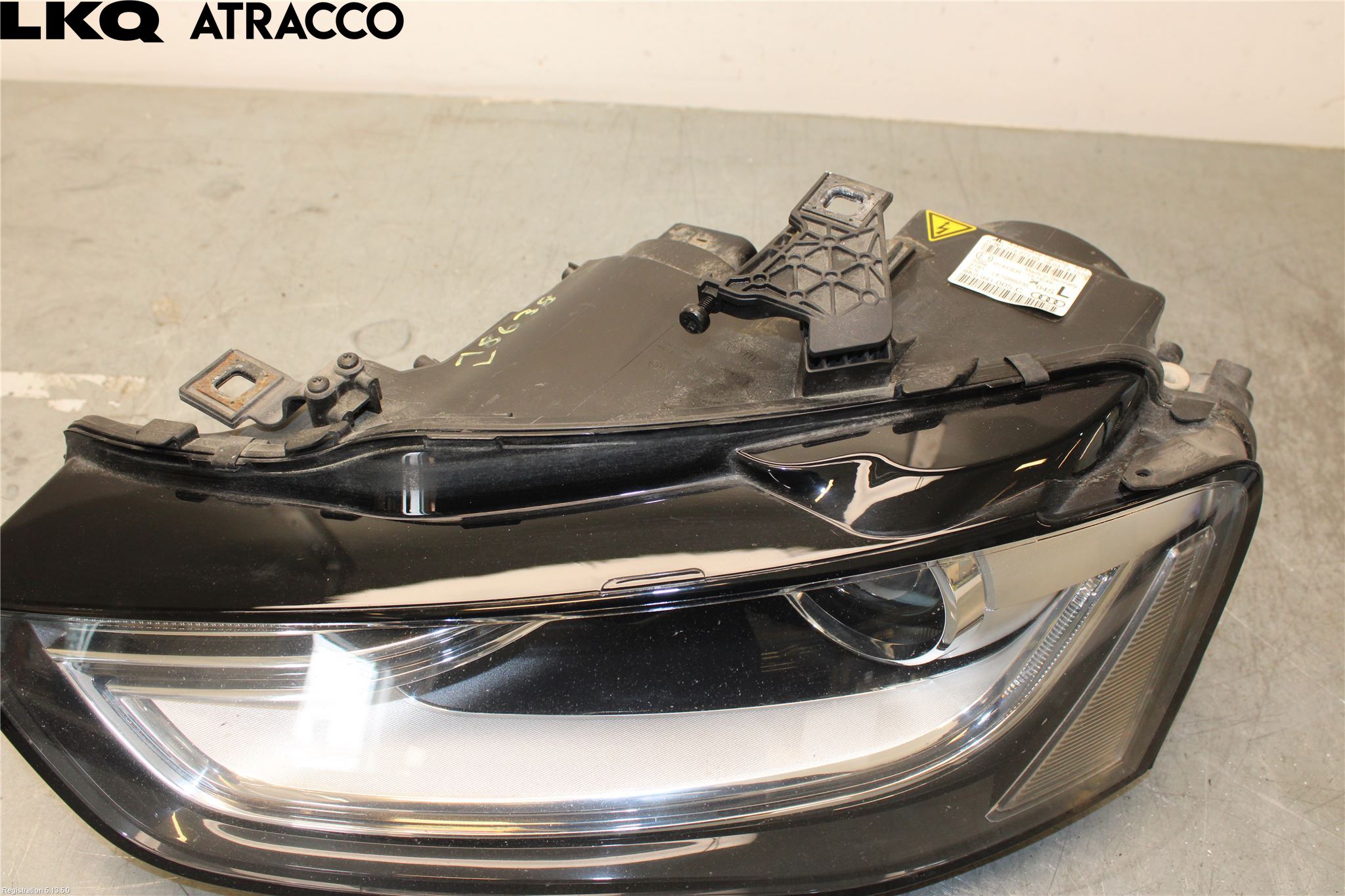 Audi A4 12-15 Frontlykt Venstre