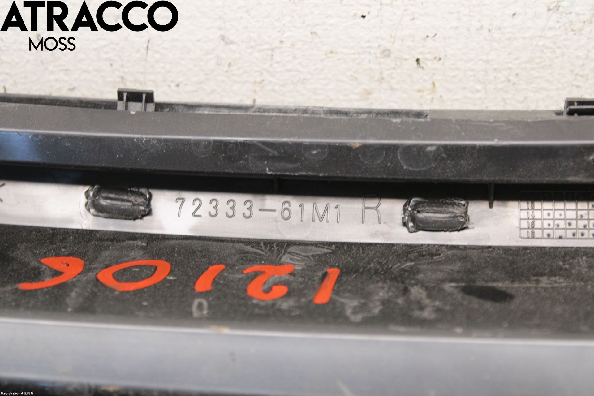 Suzuki ACROSS 21- Visker Deksel-Grill-Under Frr