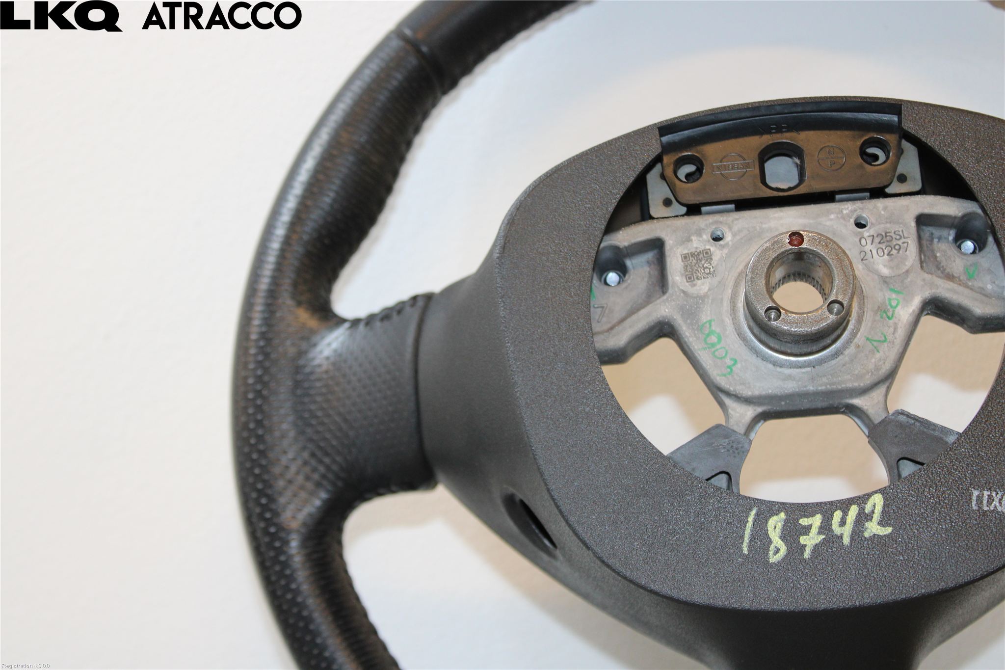Nissan JUKE 10-14 Ratt