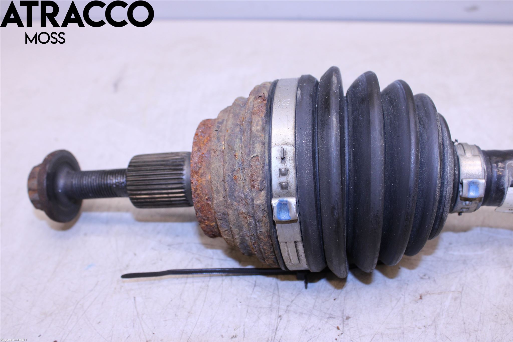 Skoda OCTAVIA (1Z) 05-13 Drivaksel Foran Kompl Venstre