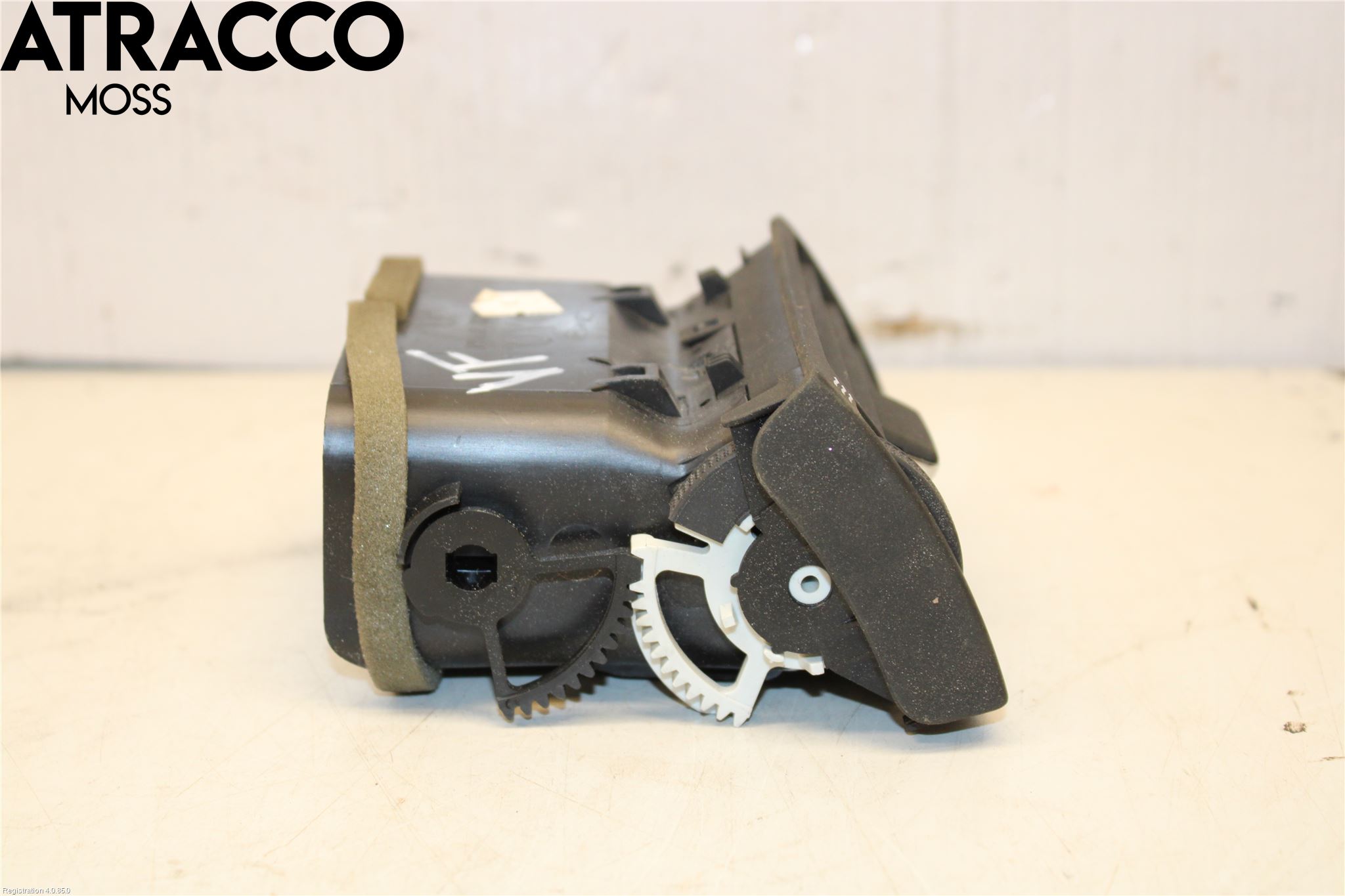 Toyota COROLLA 02-07 Dashbord Kanal - Dyse