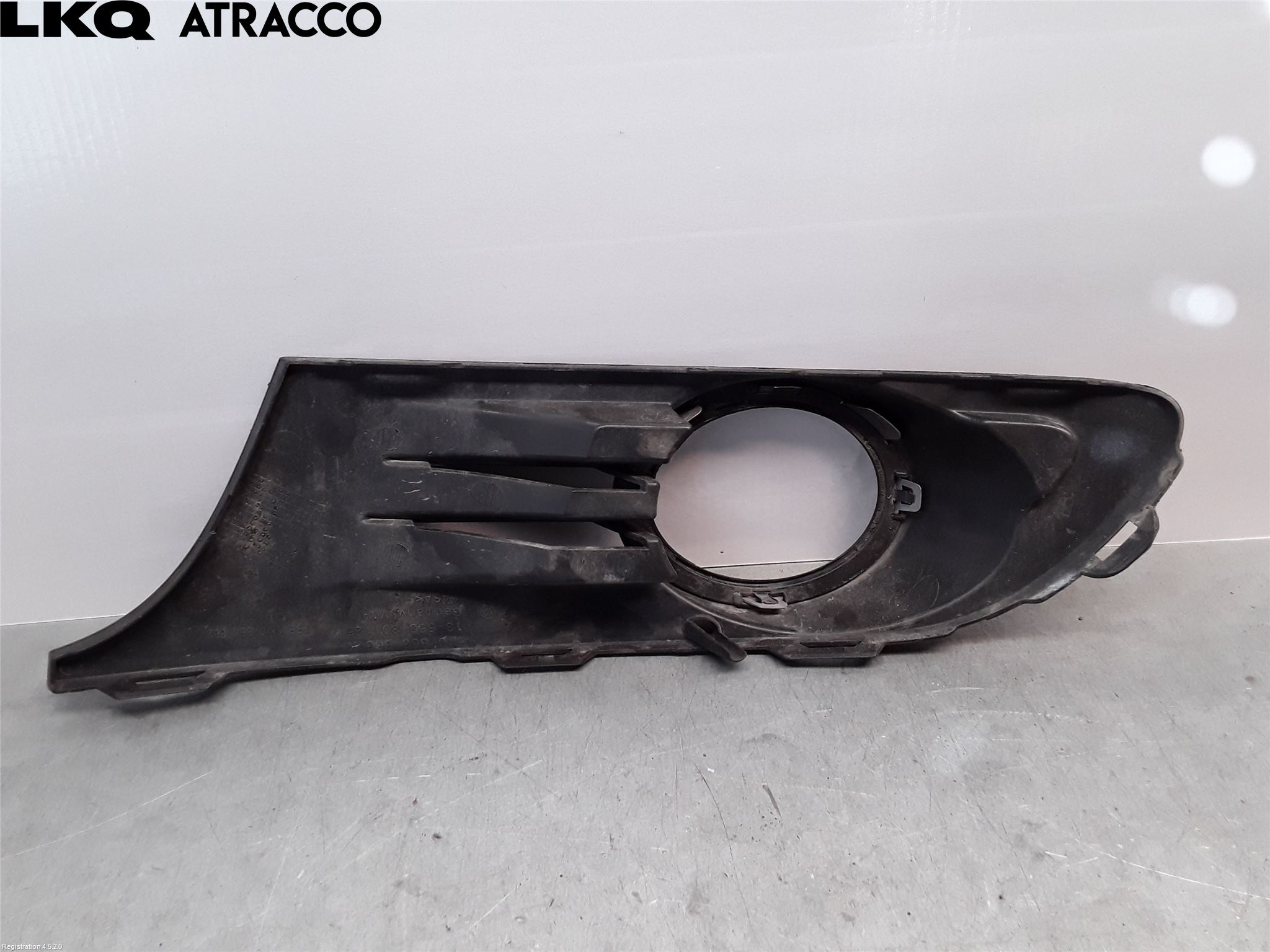 Volkswagen VW GOLF PLUS/CROSS GOLF 04-14 Frontlykt Ramme H Lyktering