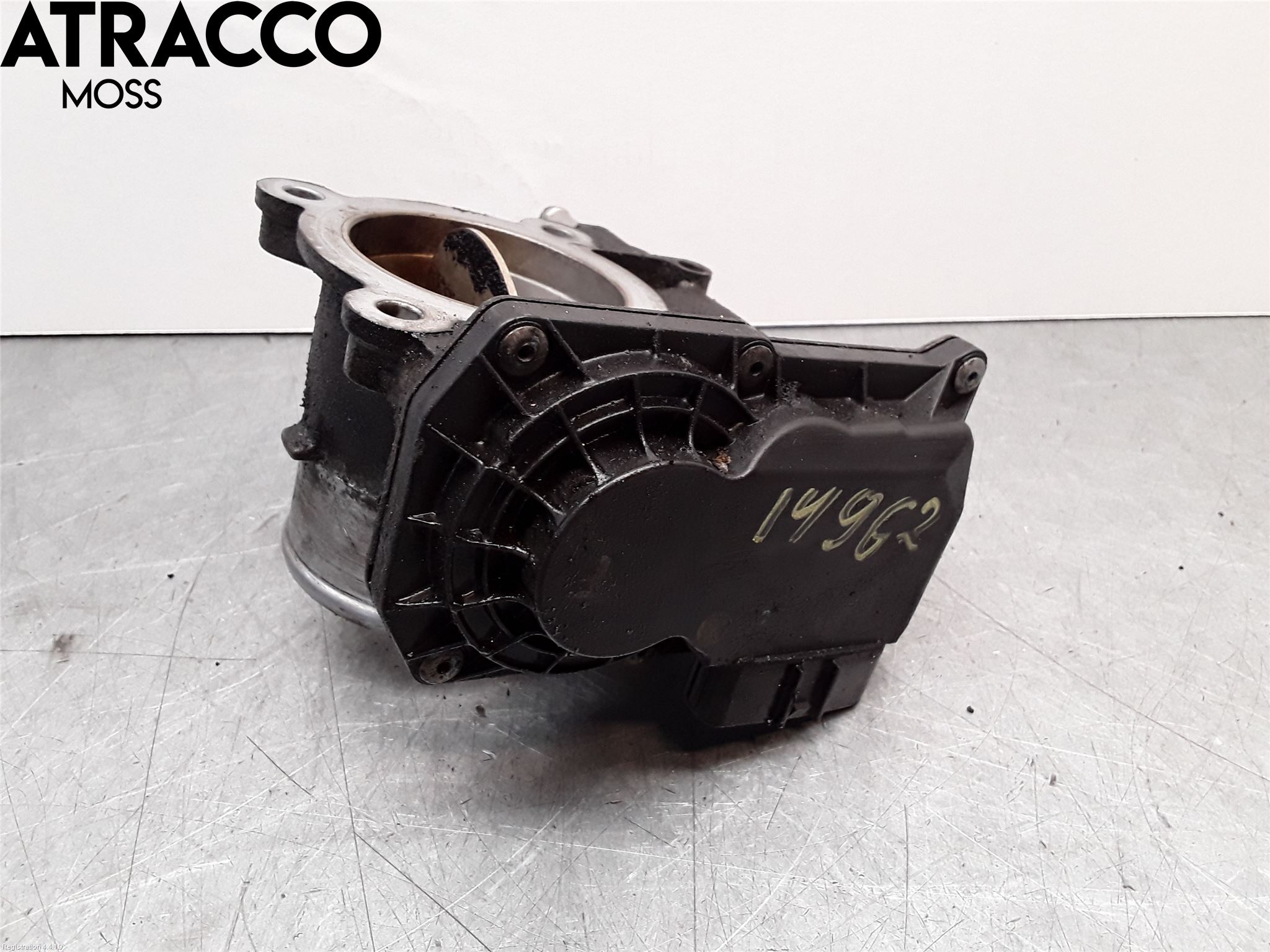 Toyota AVENSIS 09-15 Inns Spjeldhus