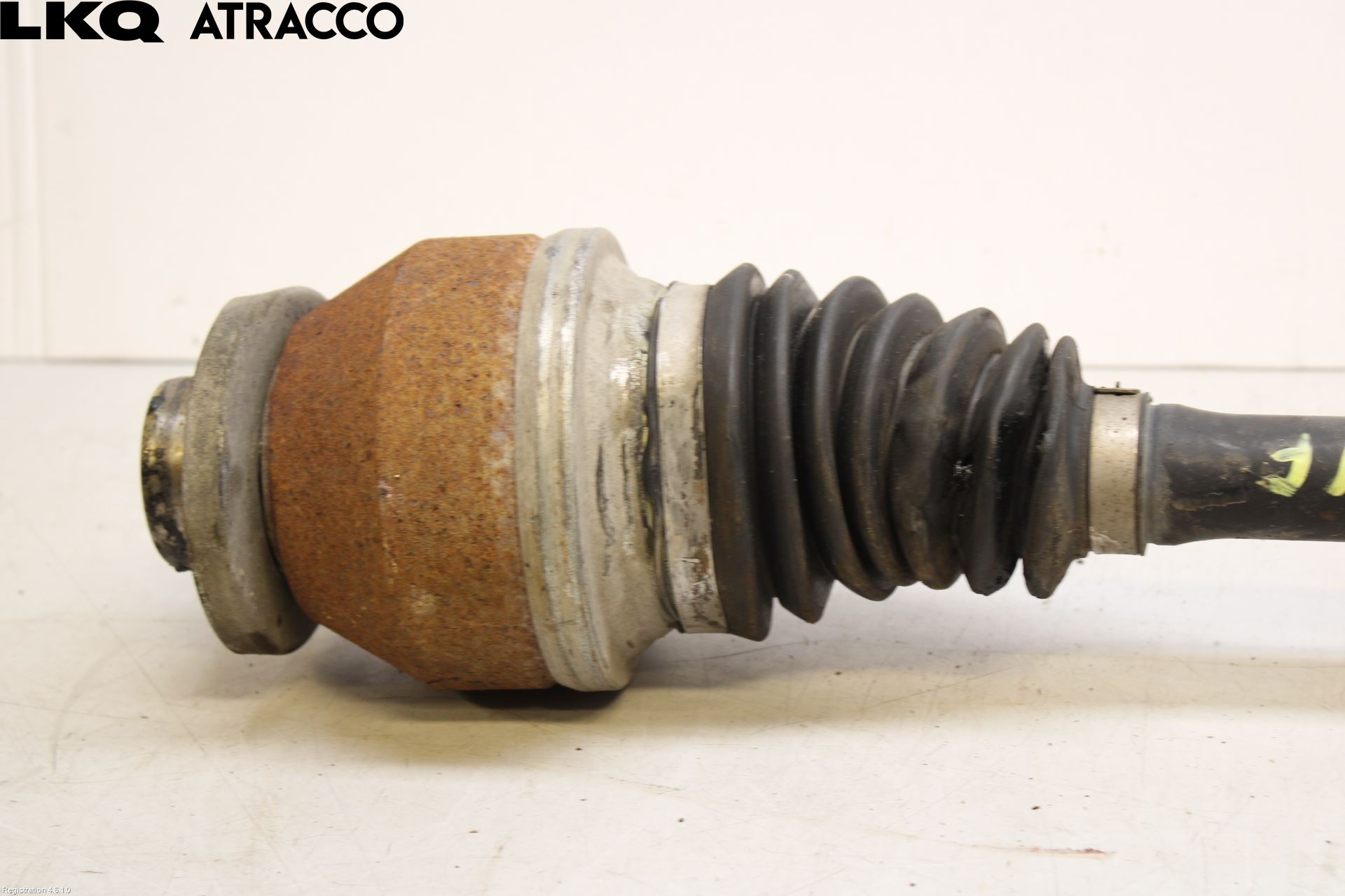 Volkswagen VW TRANSP/CARAVELLE (T6) 16-22 Drivaksel Foran Kompl Venstre