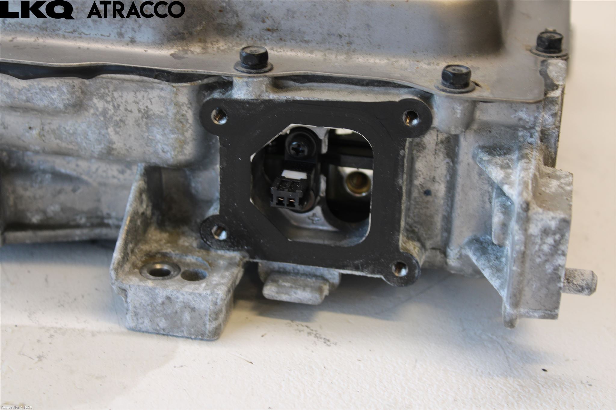Hyundai IONIQ AE 17-22 Inverter 12-)220V