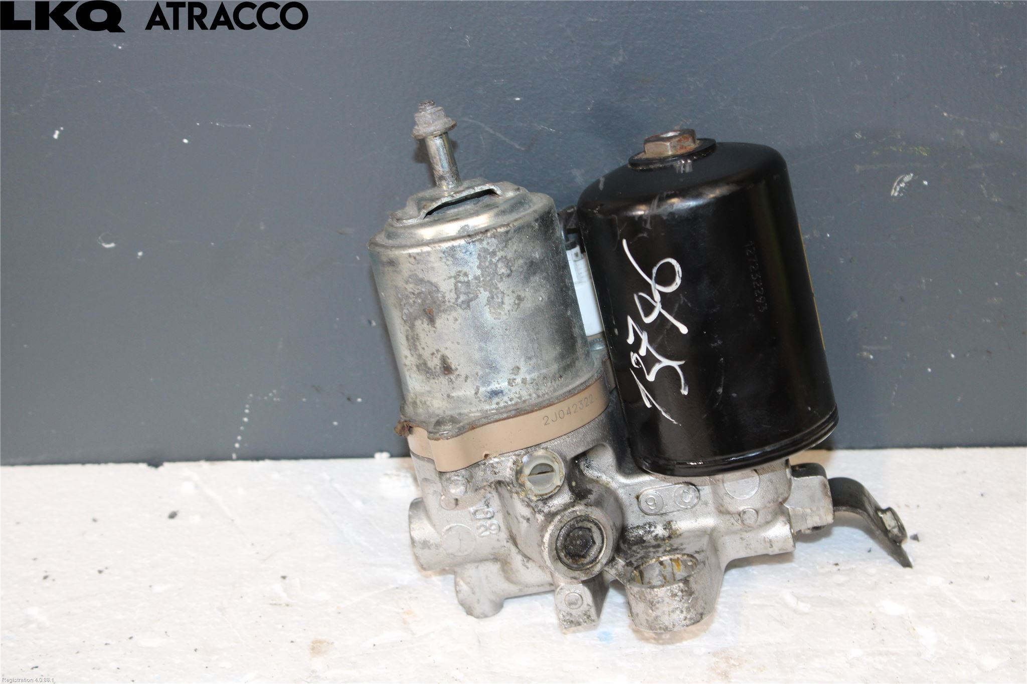 Toyota YARIS XP130 12-14 Bryter Parkeringsbrems