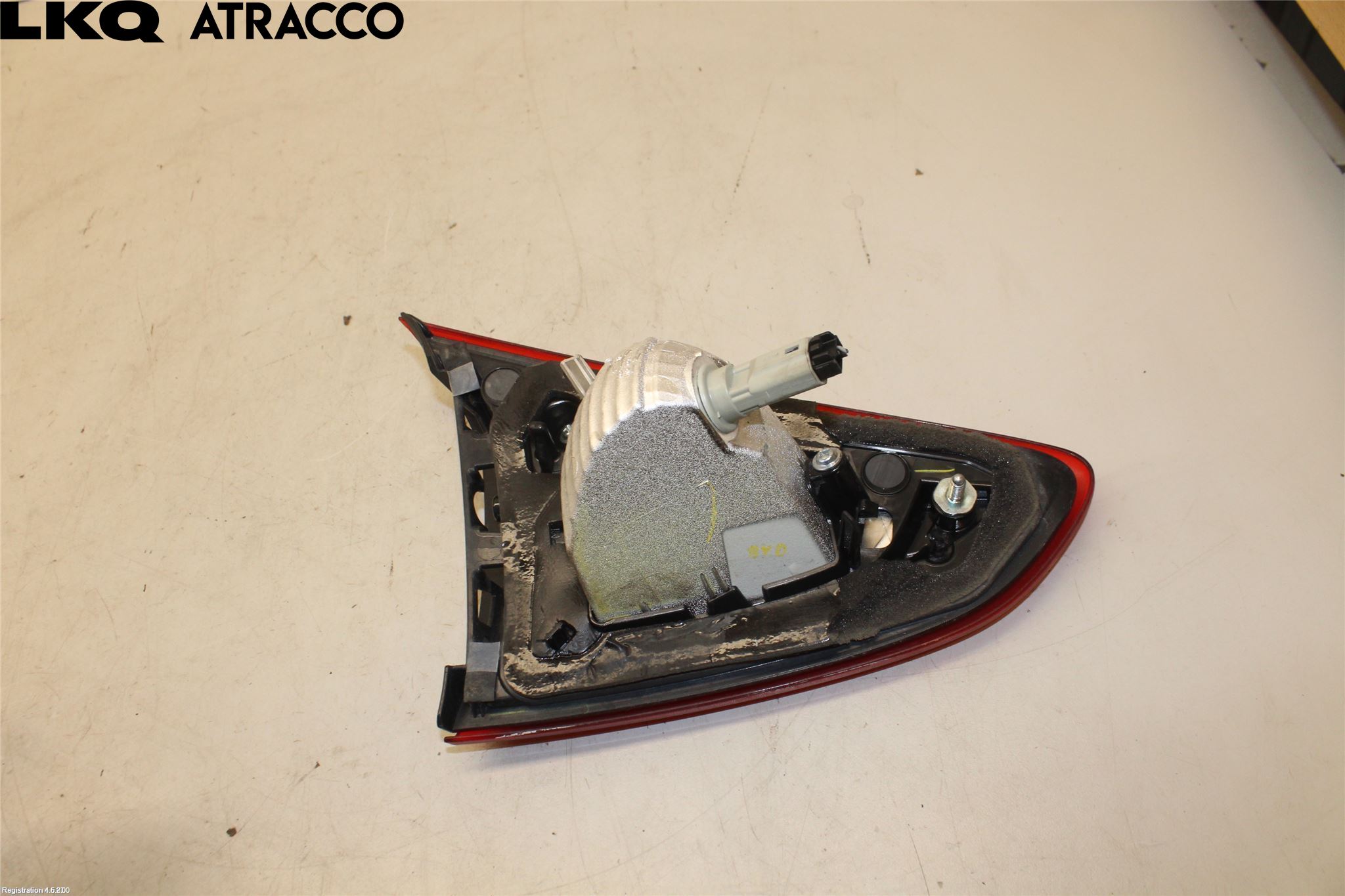 Mazda 2 (DJ) 15-22 Baklykt Høyre  På Luke(Indre)