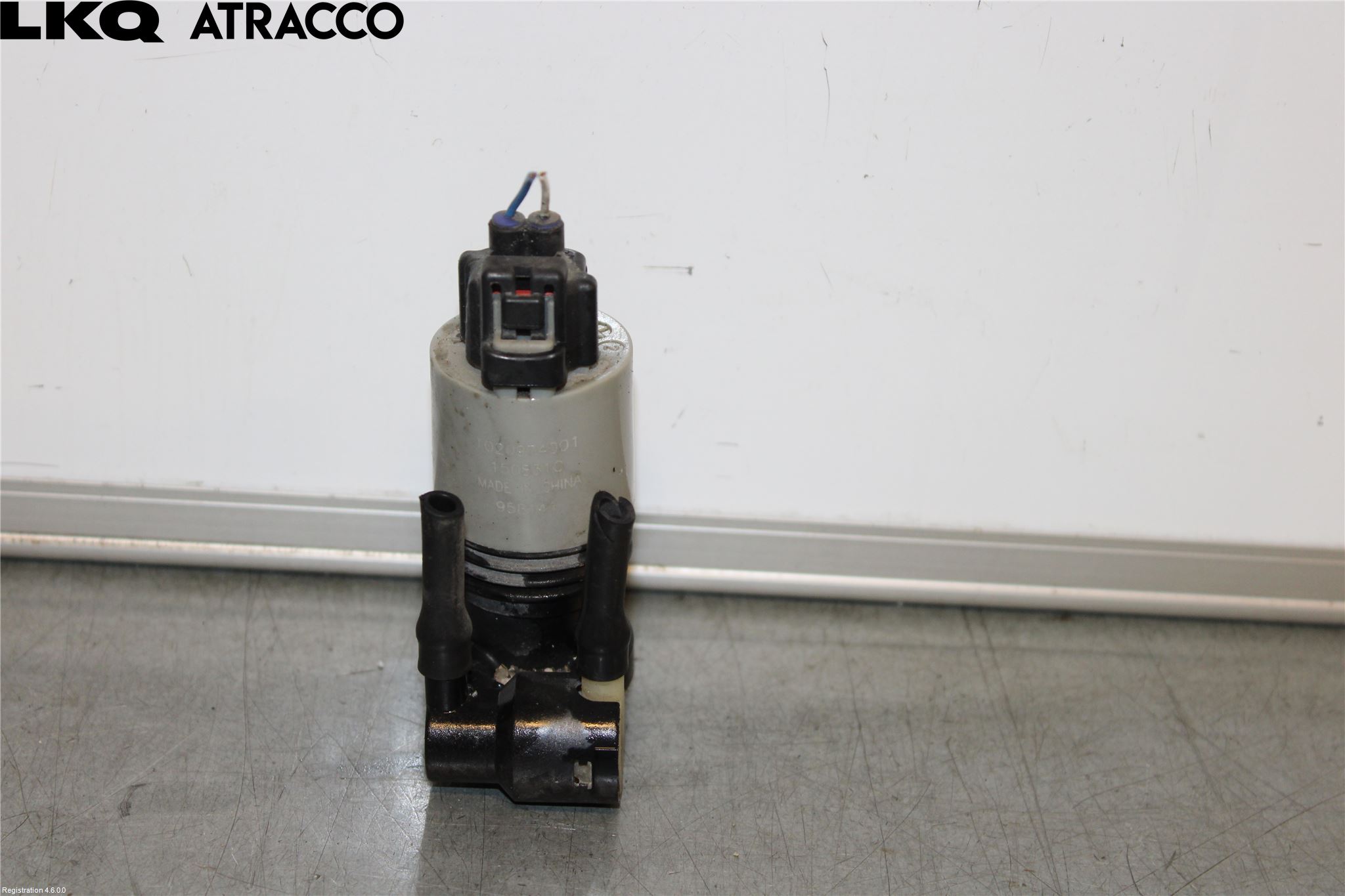 Toyota AURIS 13-19 Spylerpumpe Frontrute