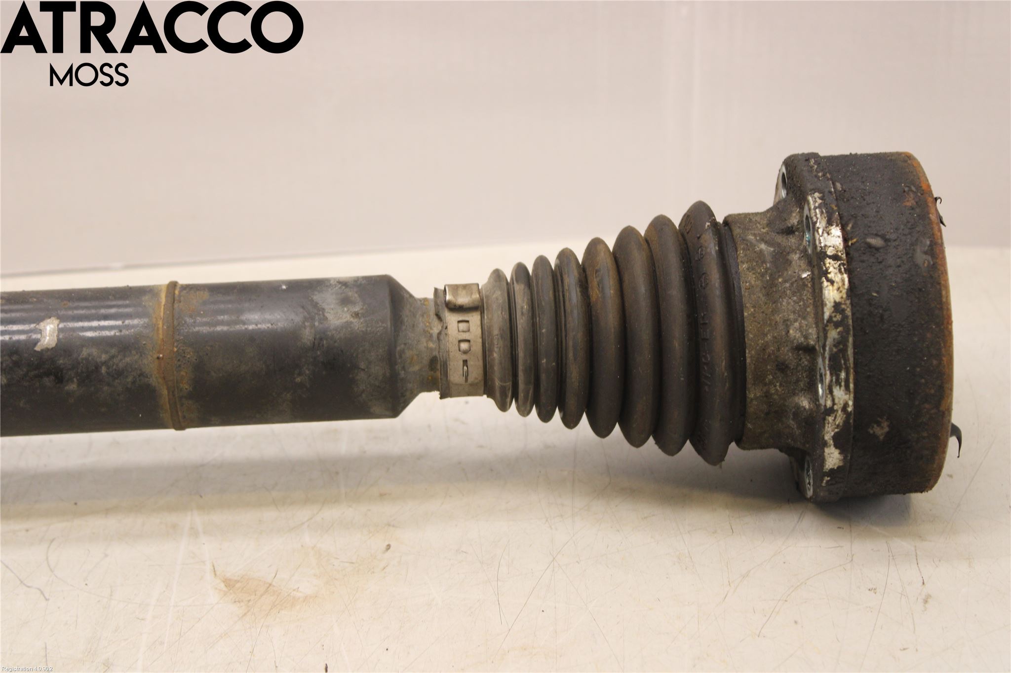 Audi A3/S3 05-13 Drivaksel Foran Kompl Høyre