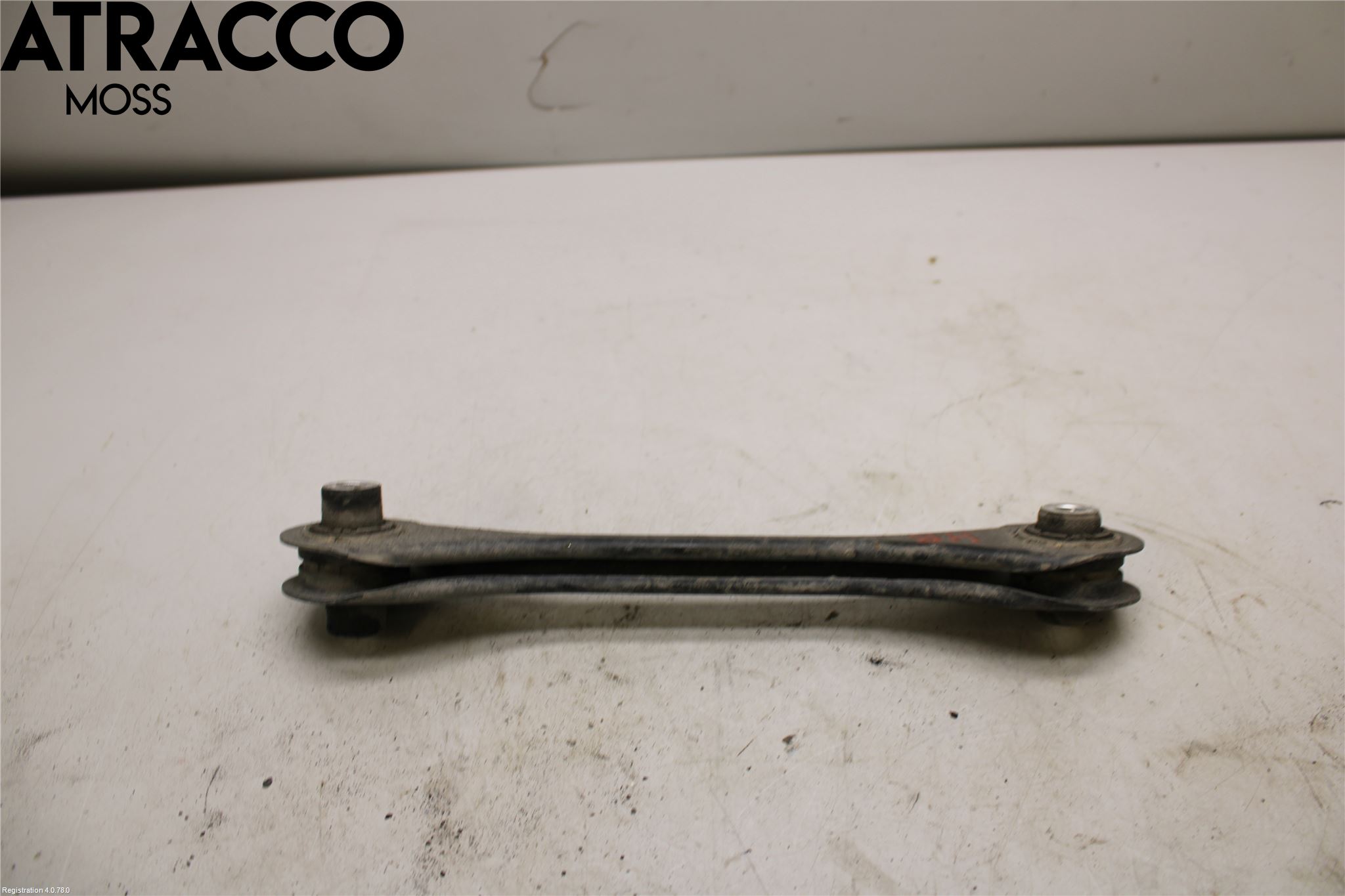 Volkswagen VW PASSAT 15-19 Bærearm Bak Høyre