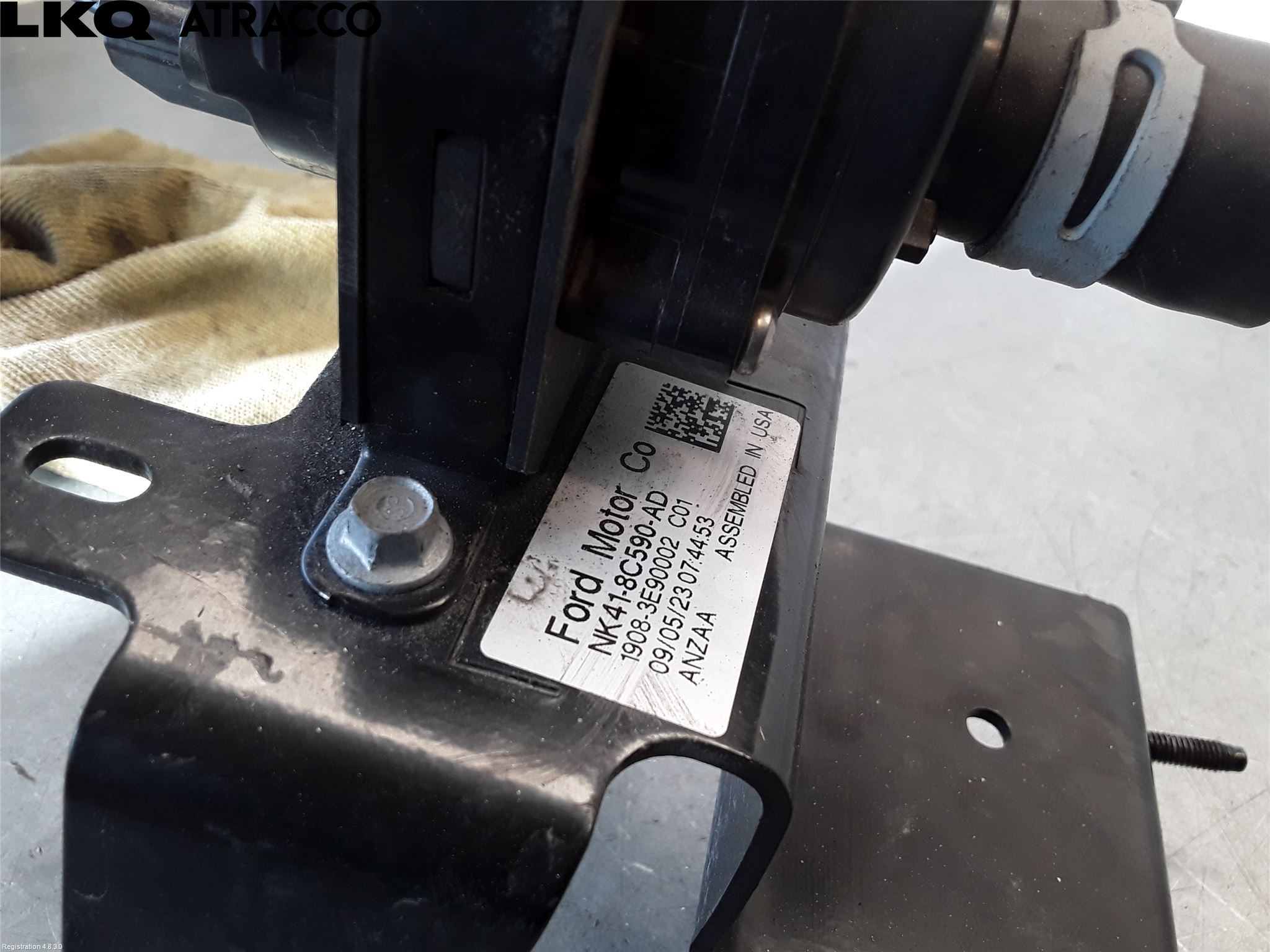 Ford E-TRANSIT SKÅP/BUSS 22- Vannpumpe