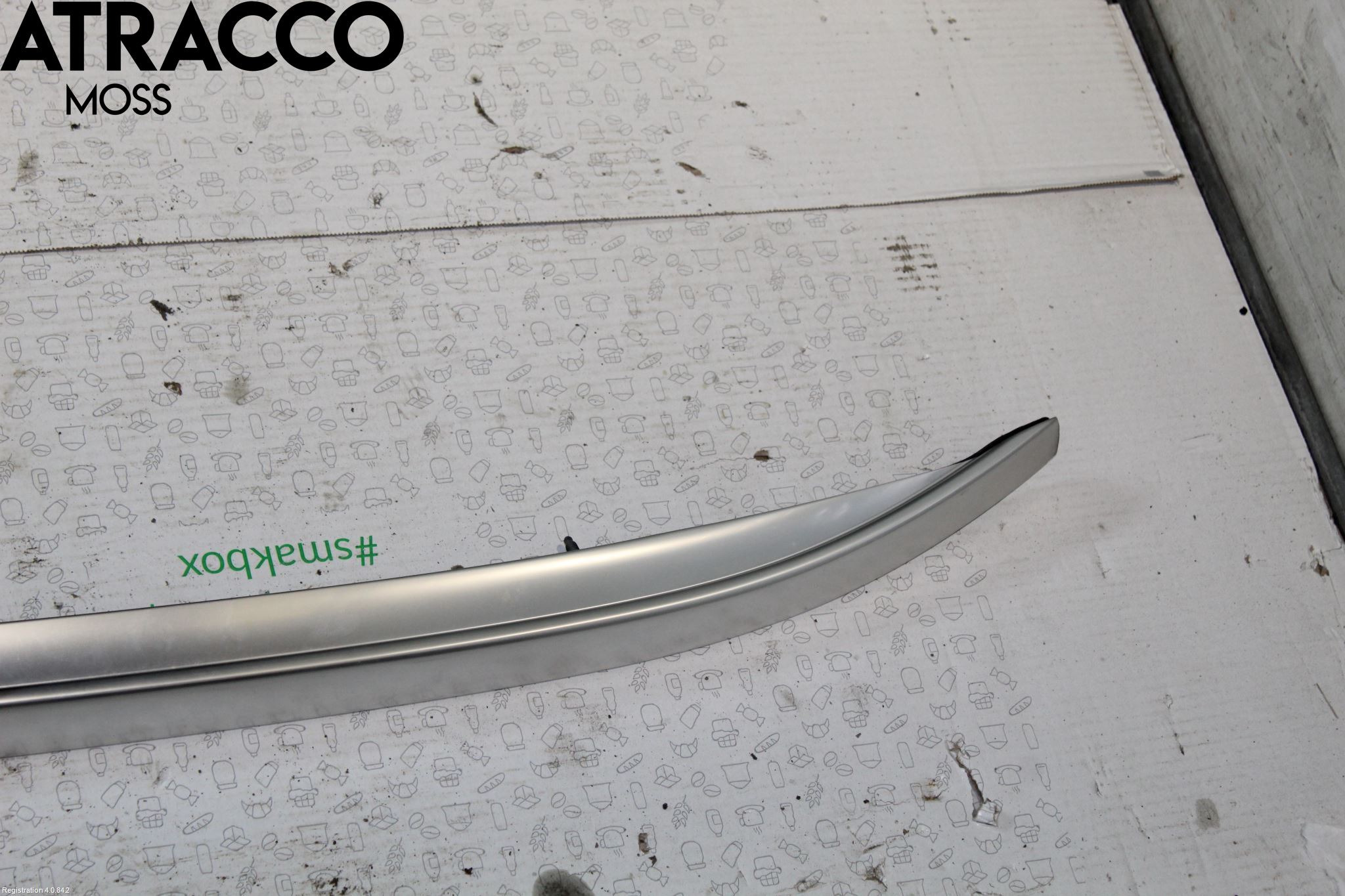 Volvo XC40/RECHARGE 18- Takrails - Stativ