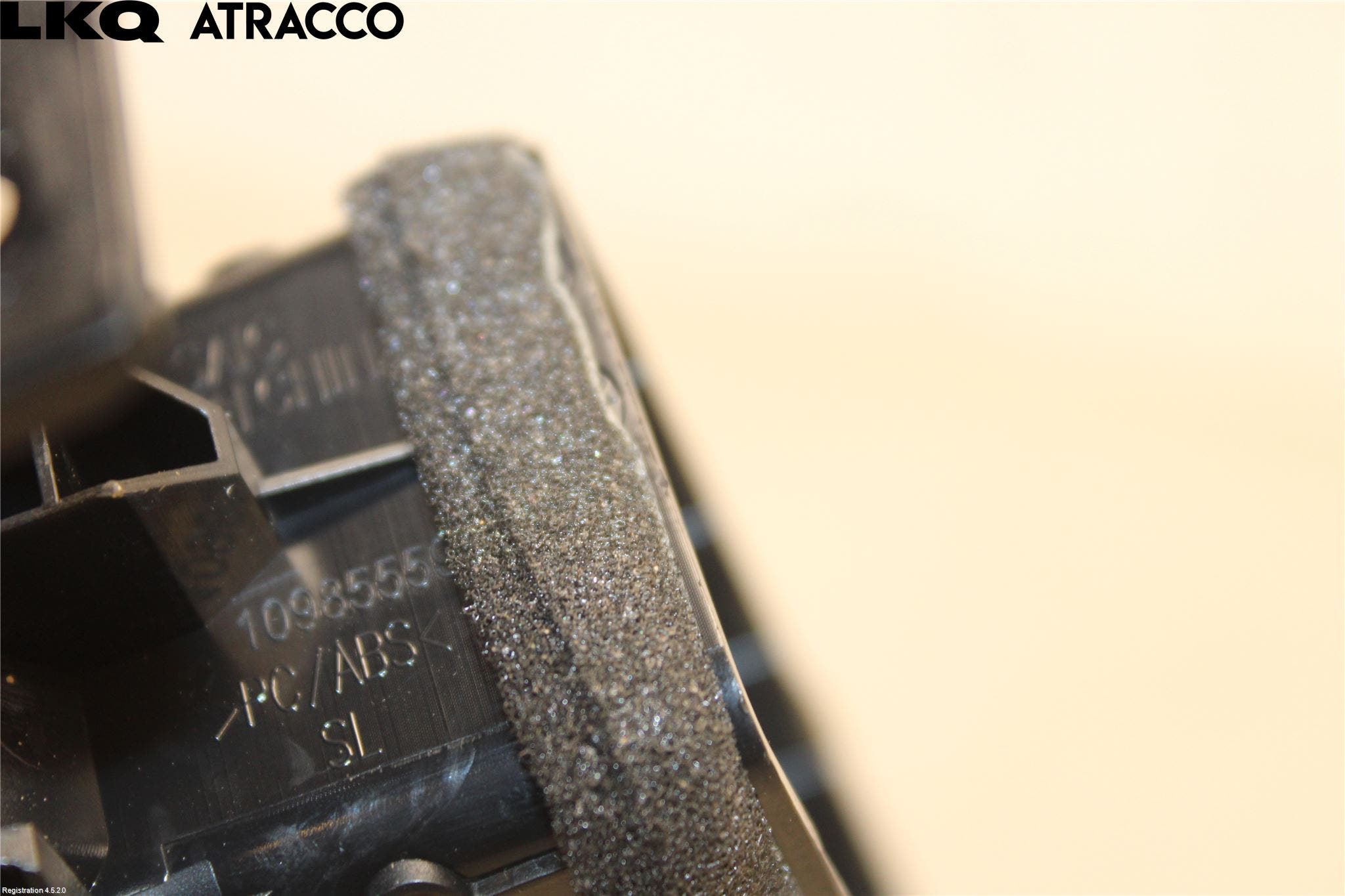 MG 4 23- Dashbord Kanal - Dyse