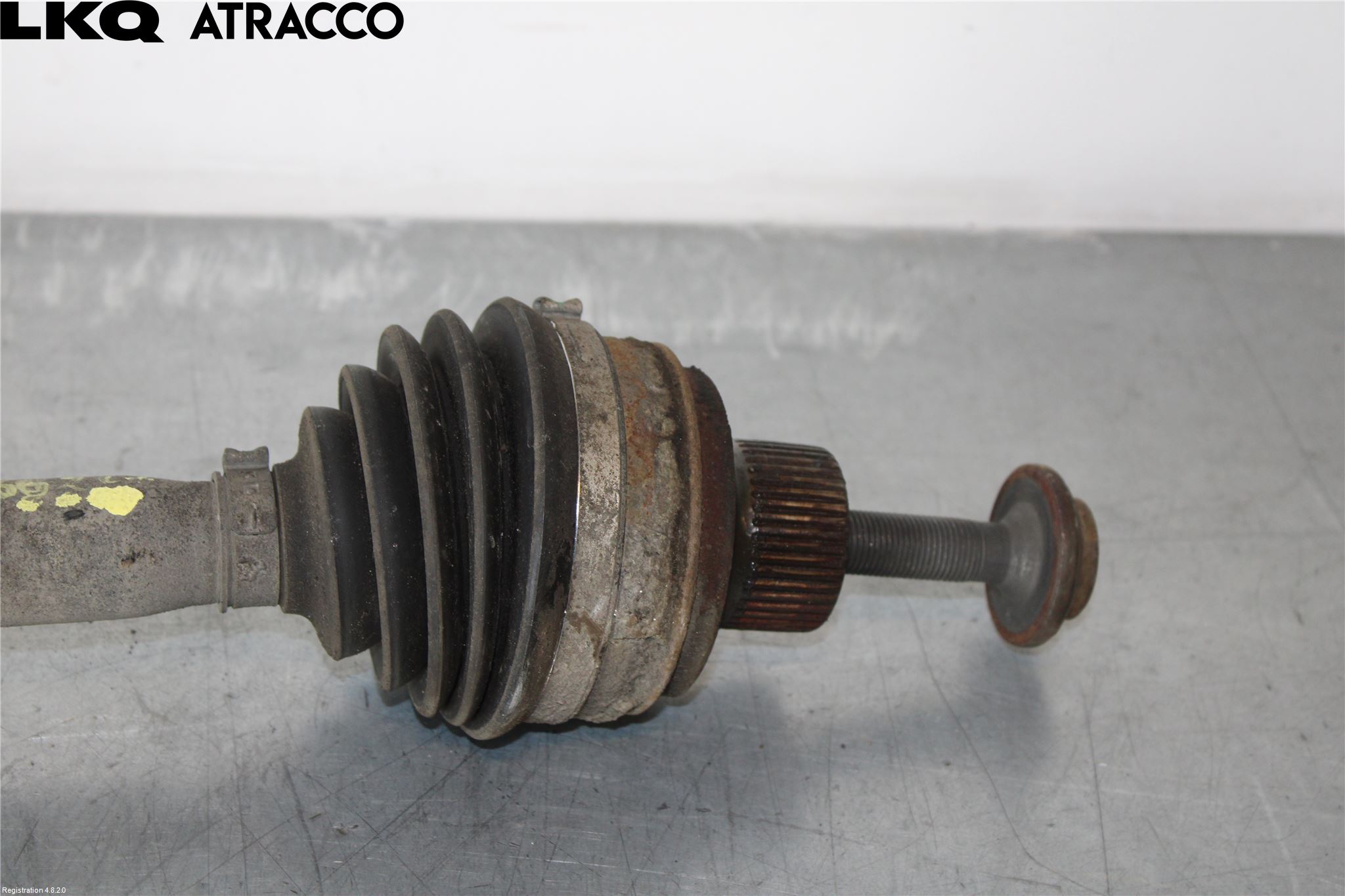 Audi Q5 09-16 Drivaksel Foran Kompl  V = H