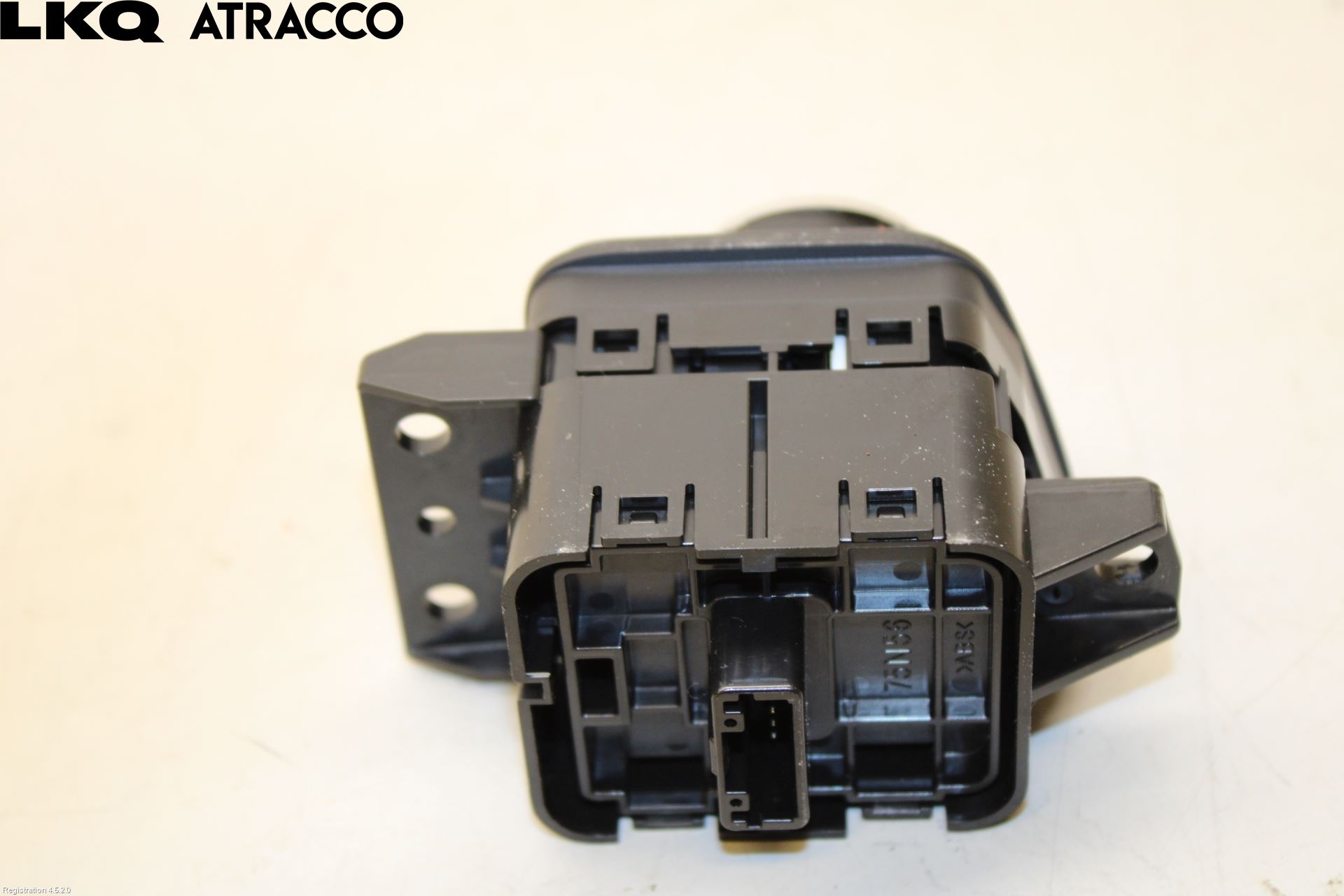 Toyota YARIS CROSS XP21 21- Strömställare Fyrhjulsdrift