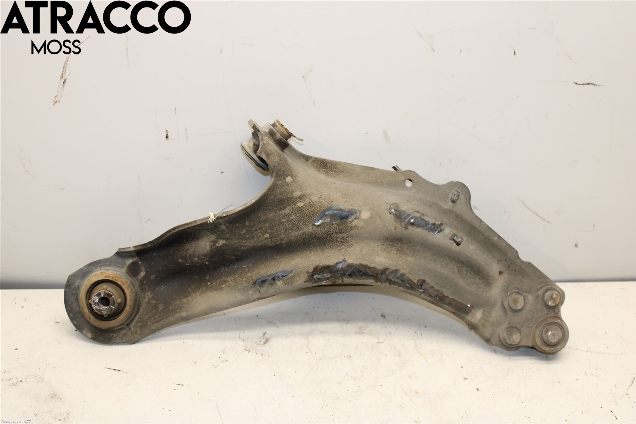Mercedes-Benz MB CITAN (W415) 13-21 Bærearm Foran Venstre Nedre