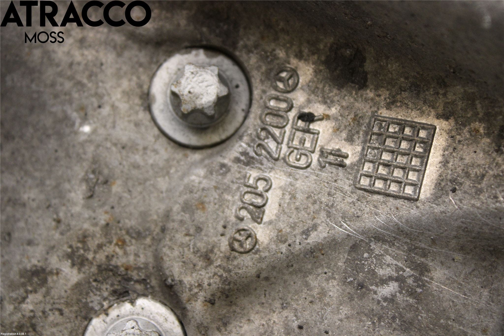 Mercedes-Benz MB C-KLASS (W205) 14-21 Spindel Hf