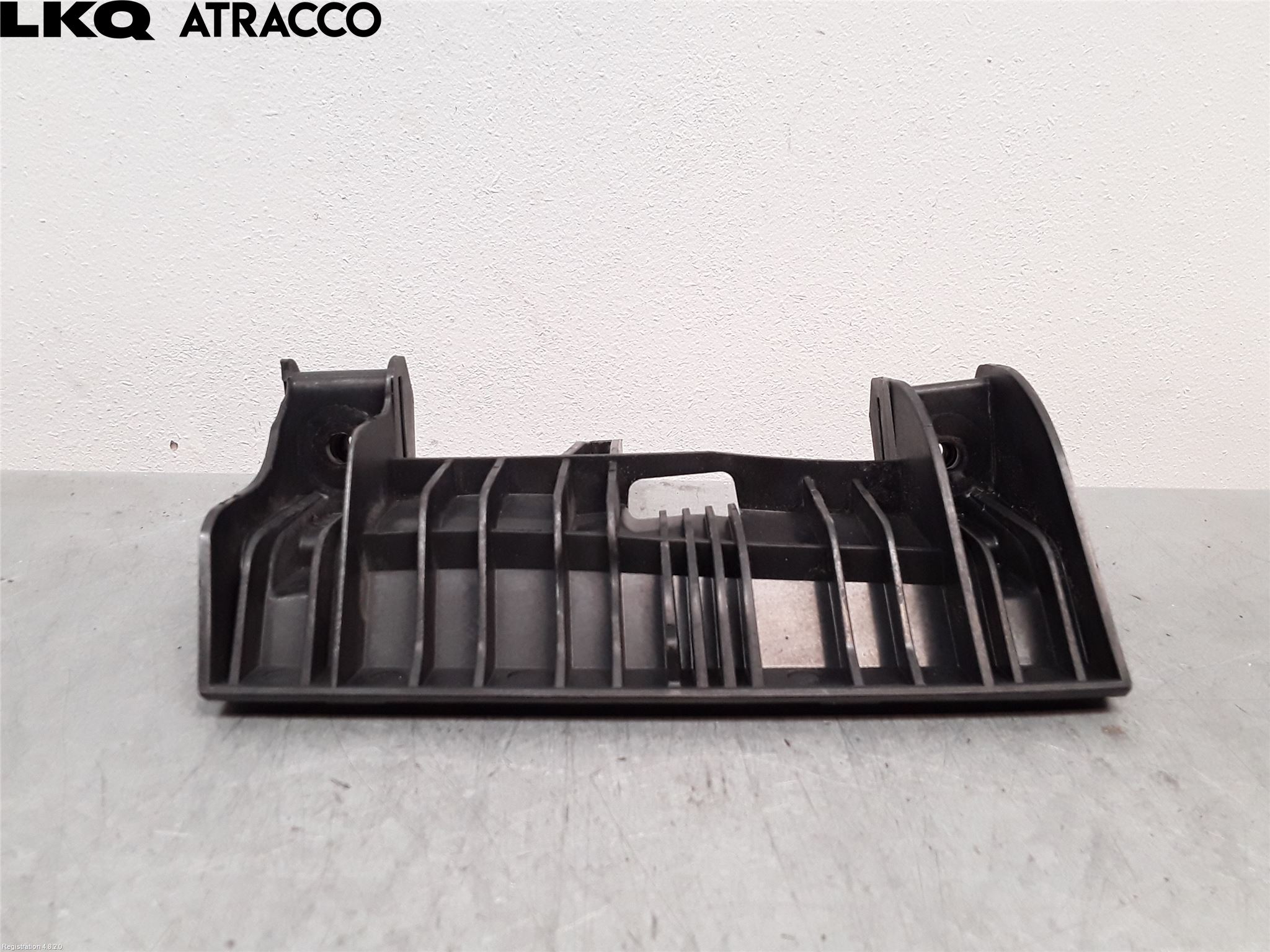 BMW 2 F45 Active Tourer 14-21 Frontlykt Hus Høyre