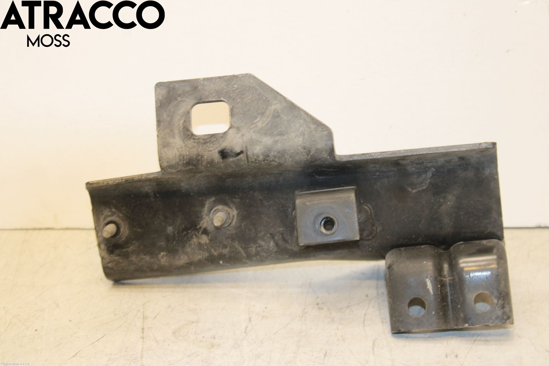 Tesla MODEL X 16- Støtfanger Foran Feste