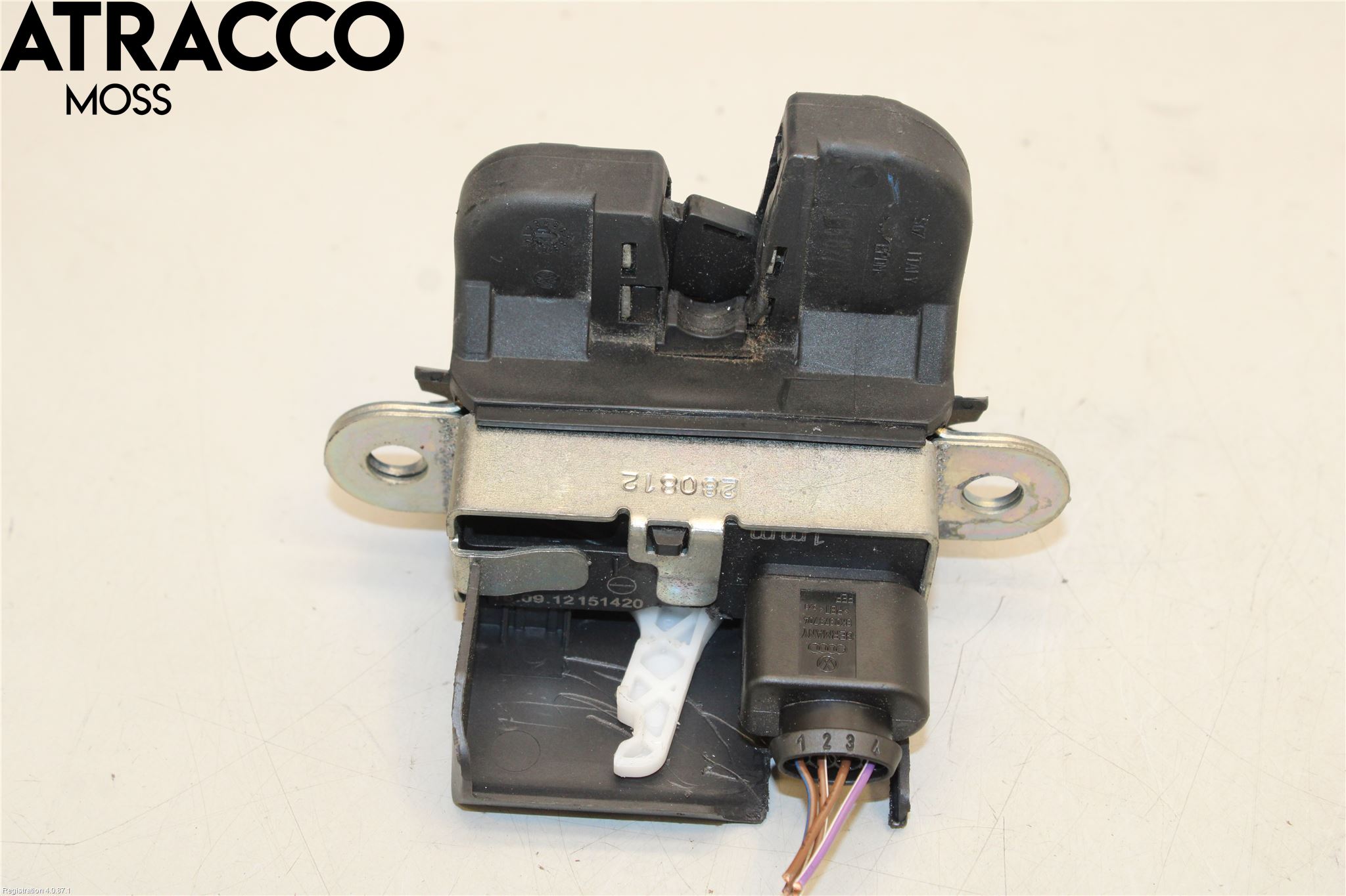 Volkswagen VW GOLF / E-GOLF VII 13-20 Bakluke-Lokk Låsekasse