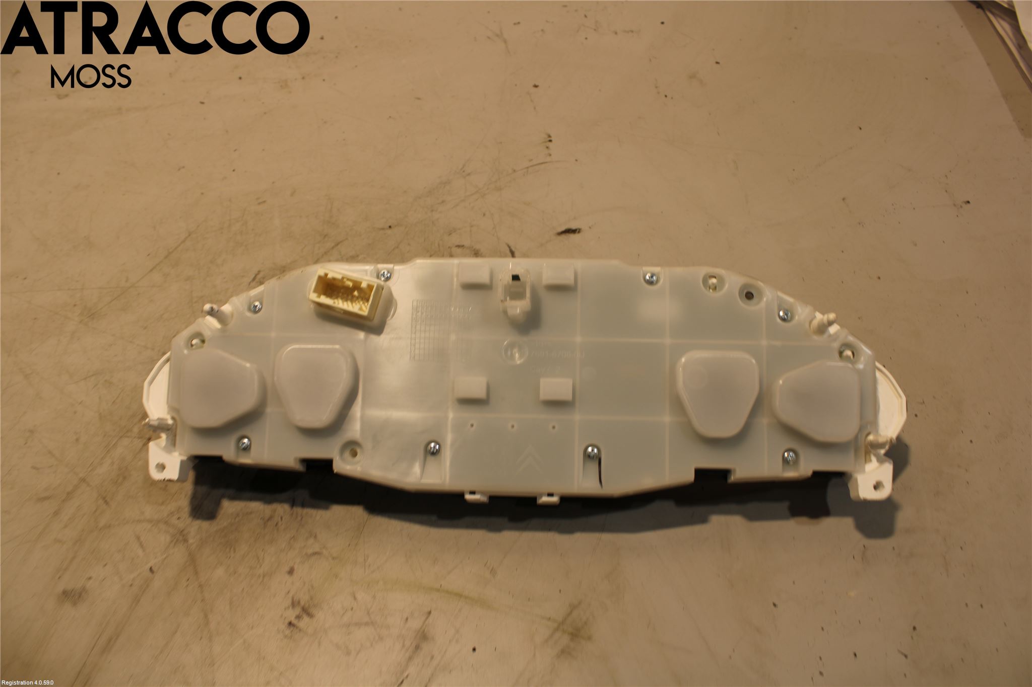 Peugeot 208 12-15 Instr Kombinert