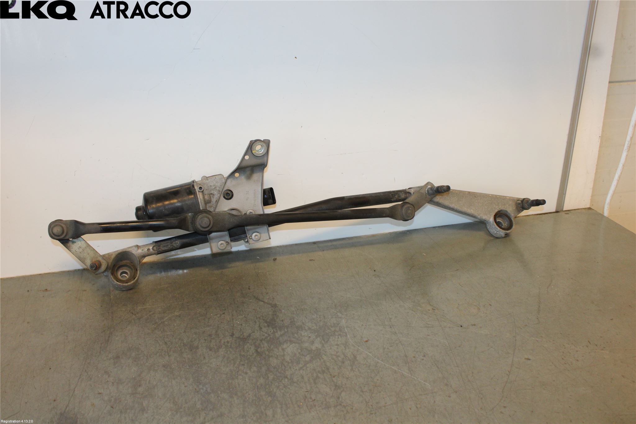 Mercedes-Benz MB CLA-KLASS (C117/X117) 13-19 Viskermotor Frontrute