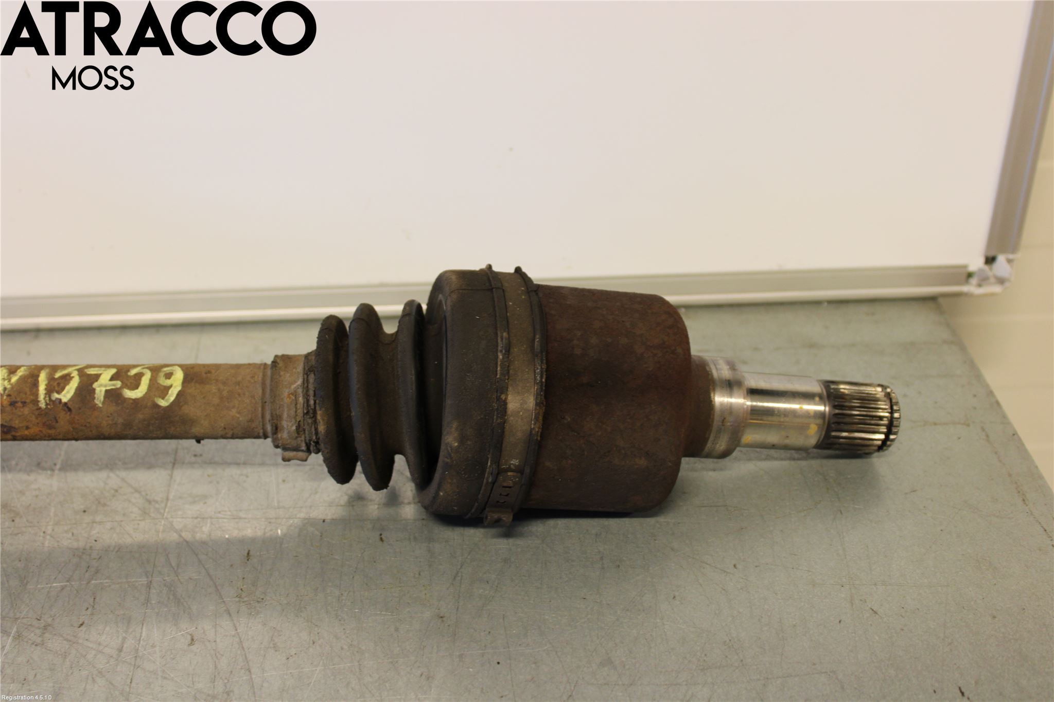 Volvo V50 08-12 Drivaksel Foran Kompl Venstre