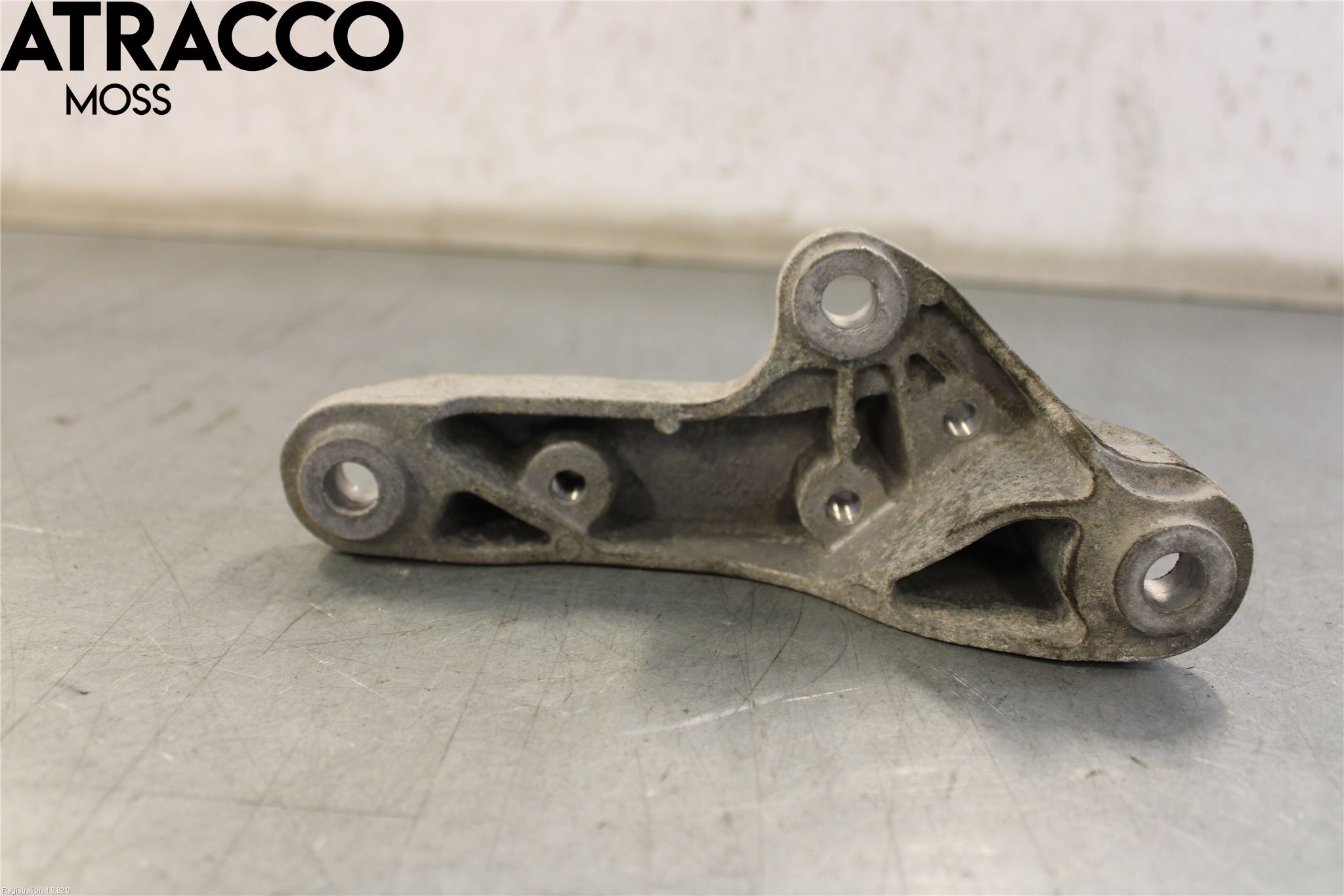 Opel INSIGNIA 09-16 Motor Feste Gummi