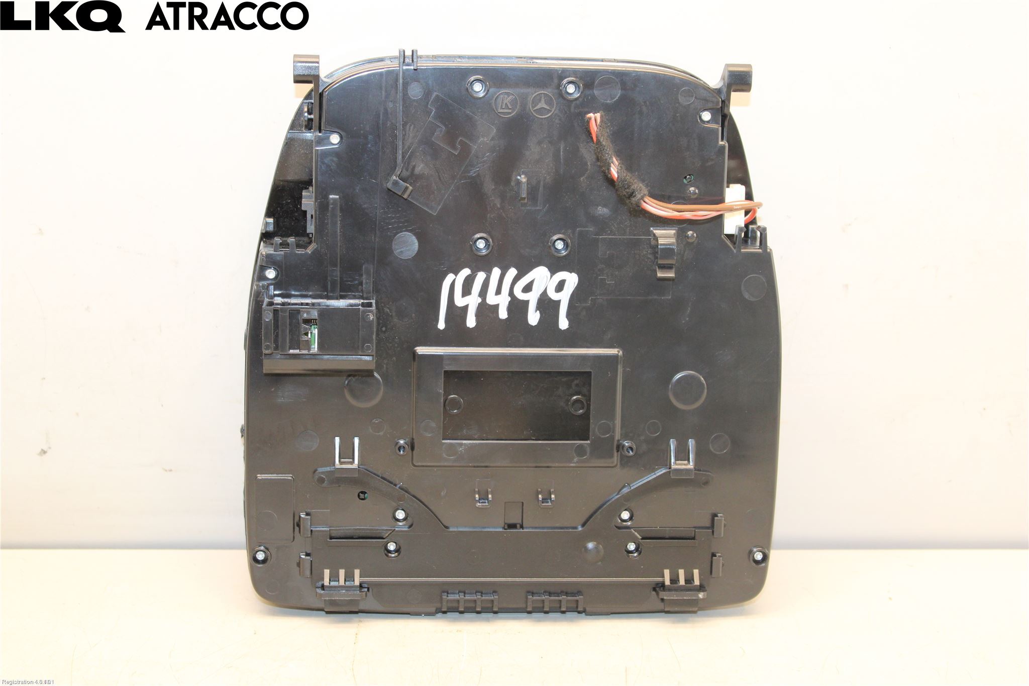 Mercedes-Benz MB E-KLASS (W213) 16-23 Innr Taklys