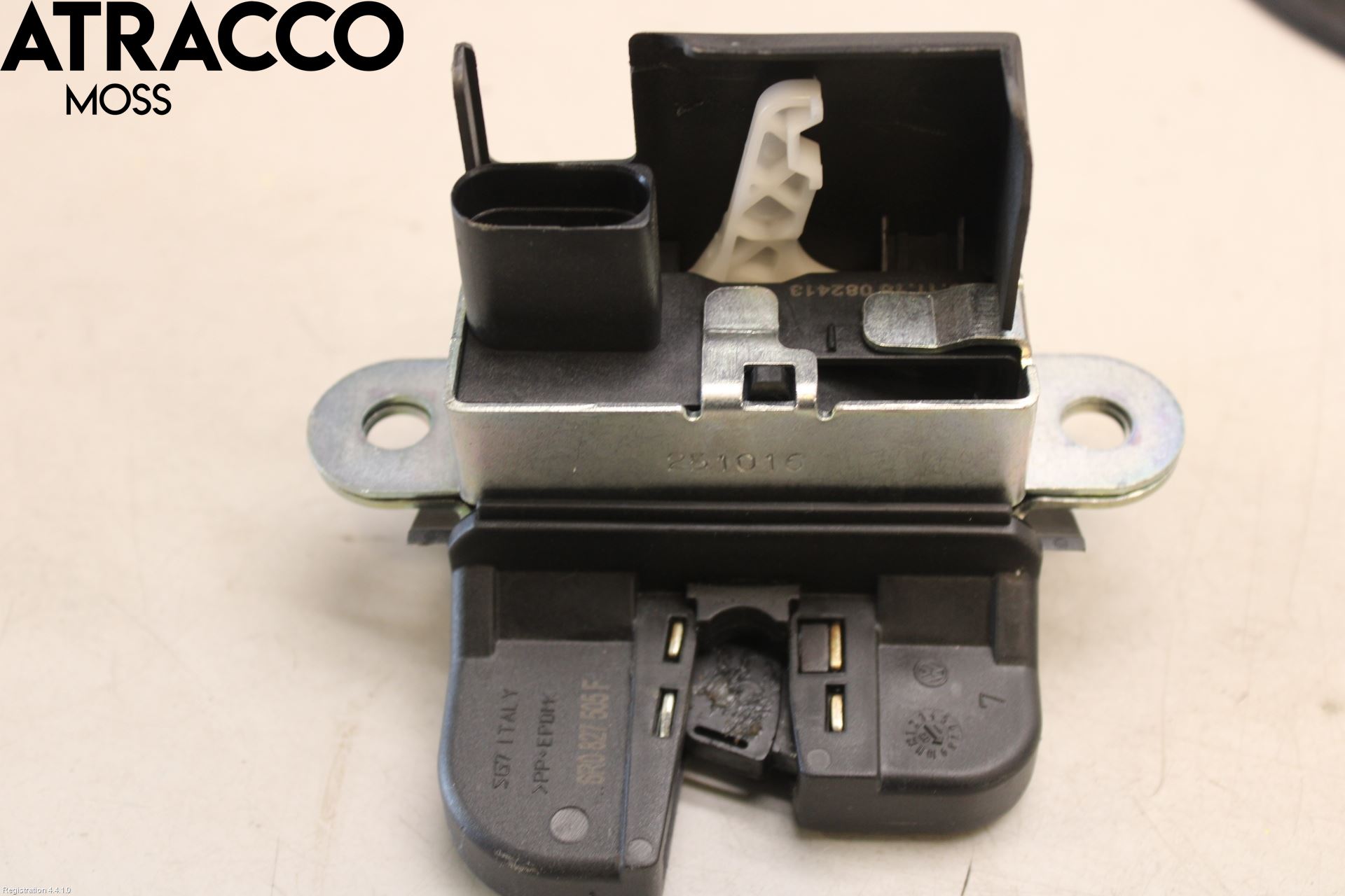 Volkswagen VW POLO 10-17 Bakluke-Lokk Låsekasse