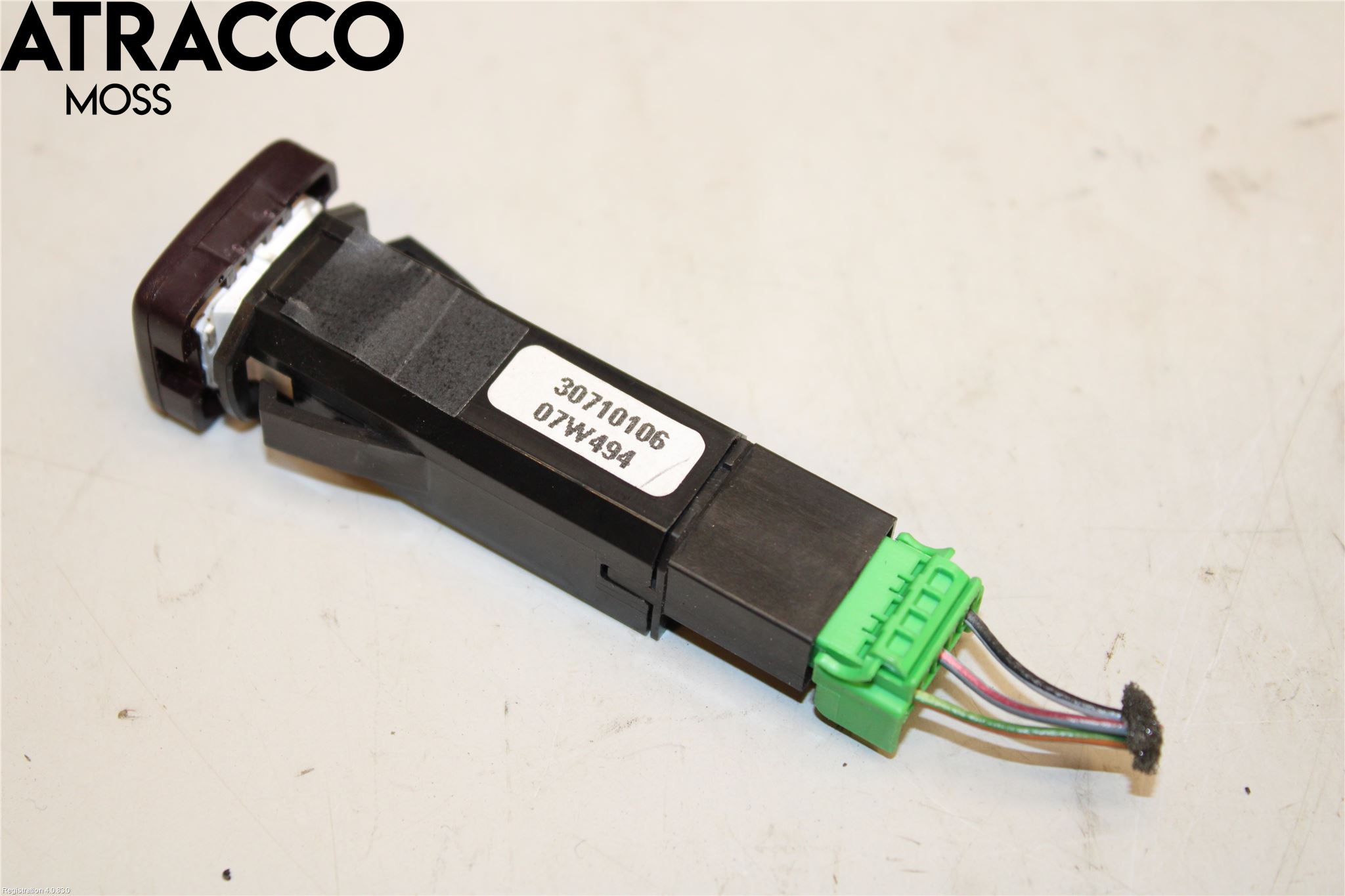 Volvo XC70 08-13 Bryter Varsel (Nødblink)