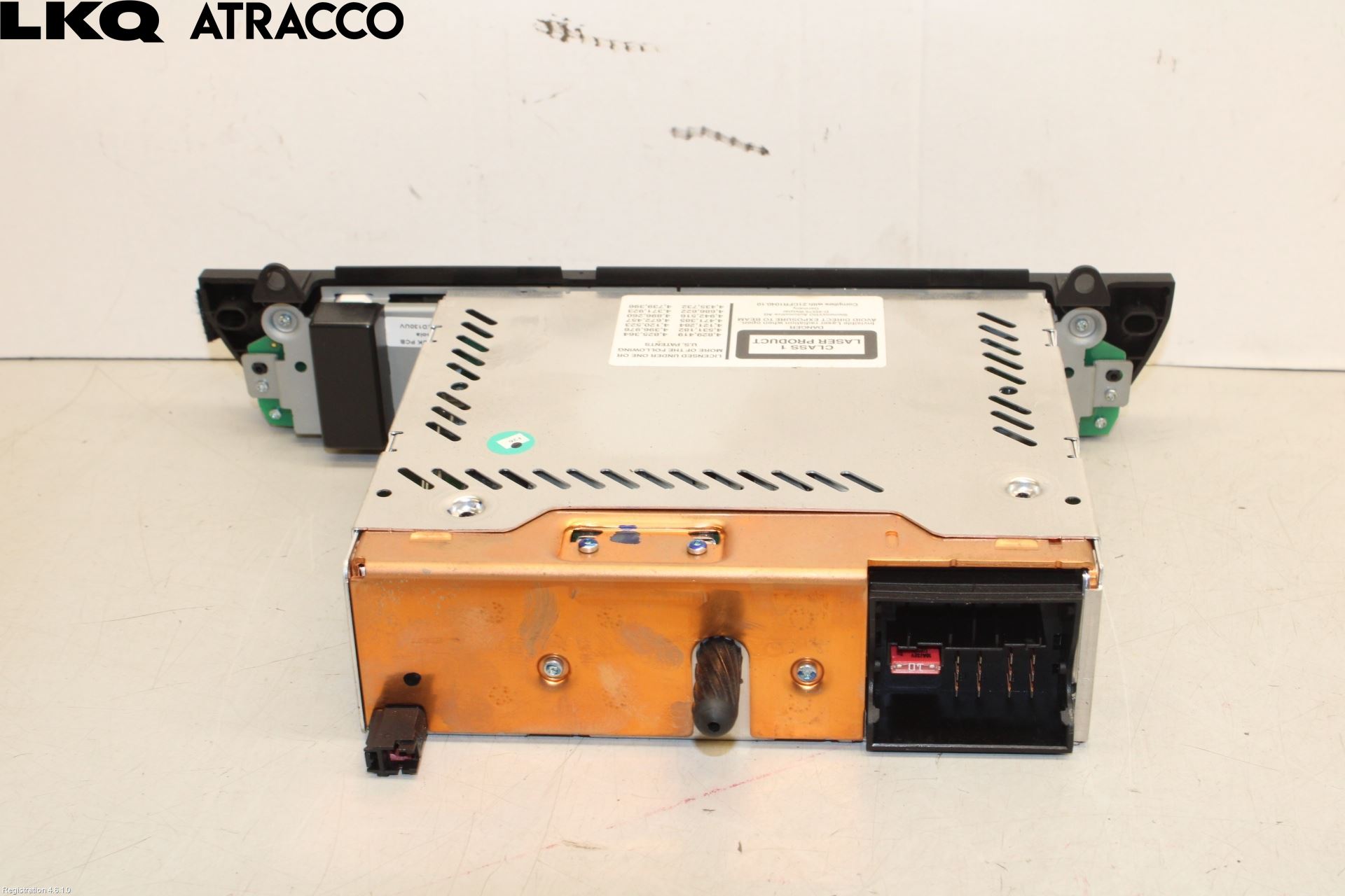 BMW X3 E83     03-10 Stereo Radio Med Cd