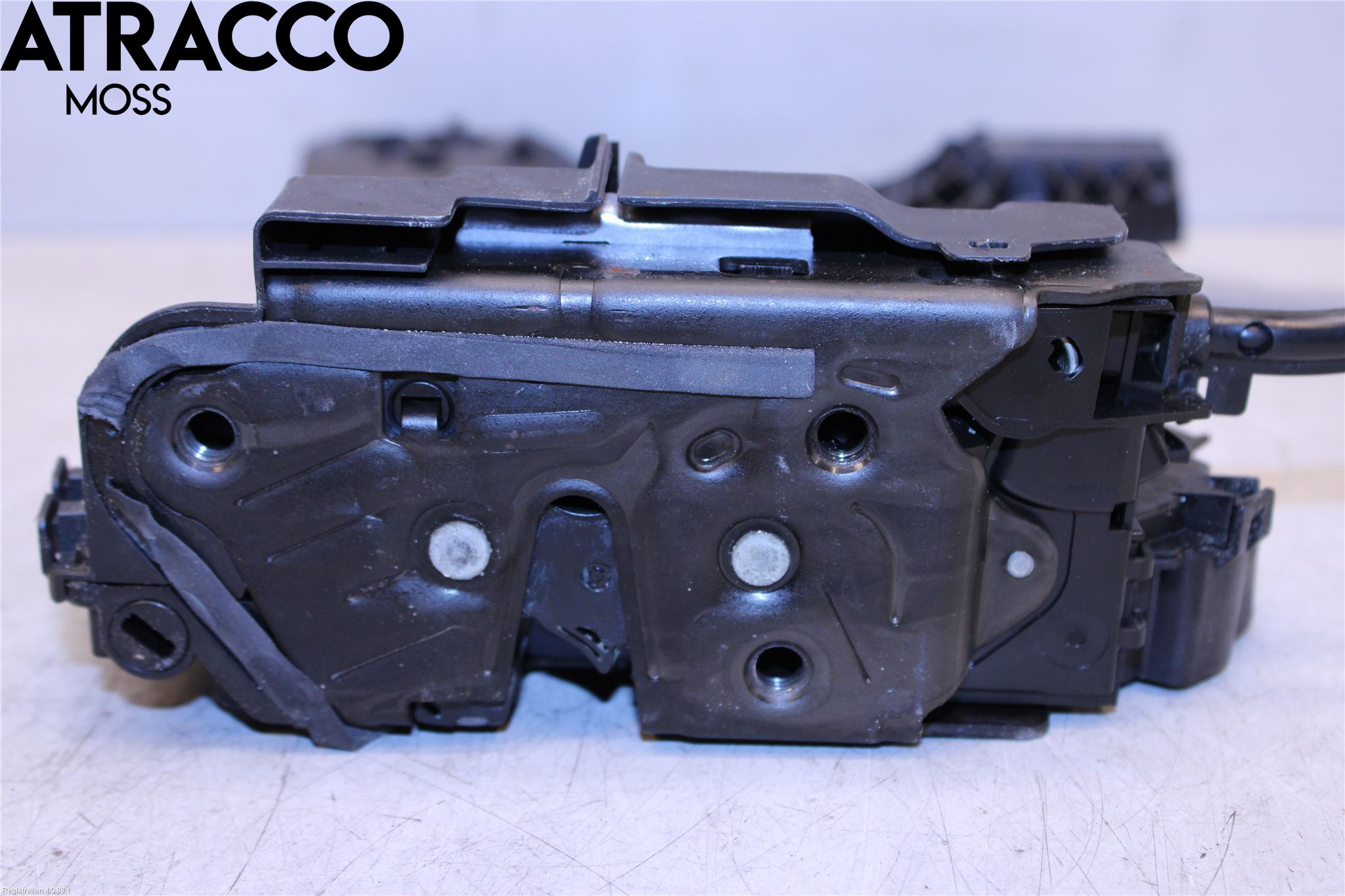 Volkswagen VW GOLF / E-GOLF VII 13-20 Dørlås - Låsekasse