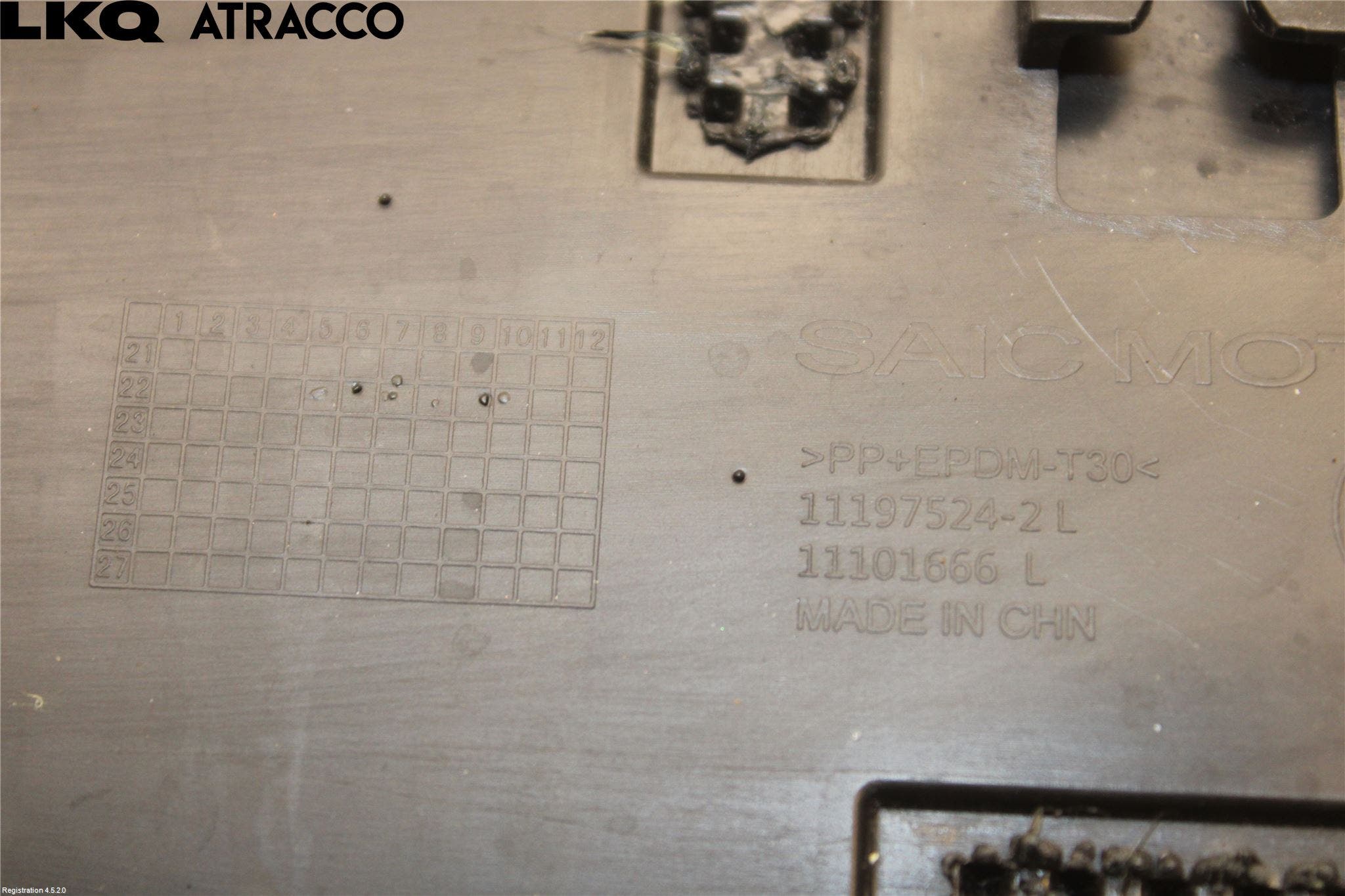 MG 4 23- List Venstre Side