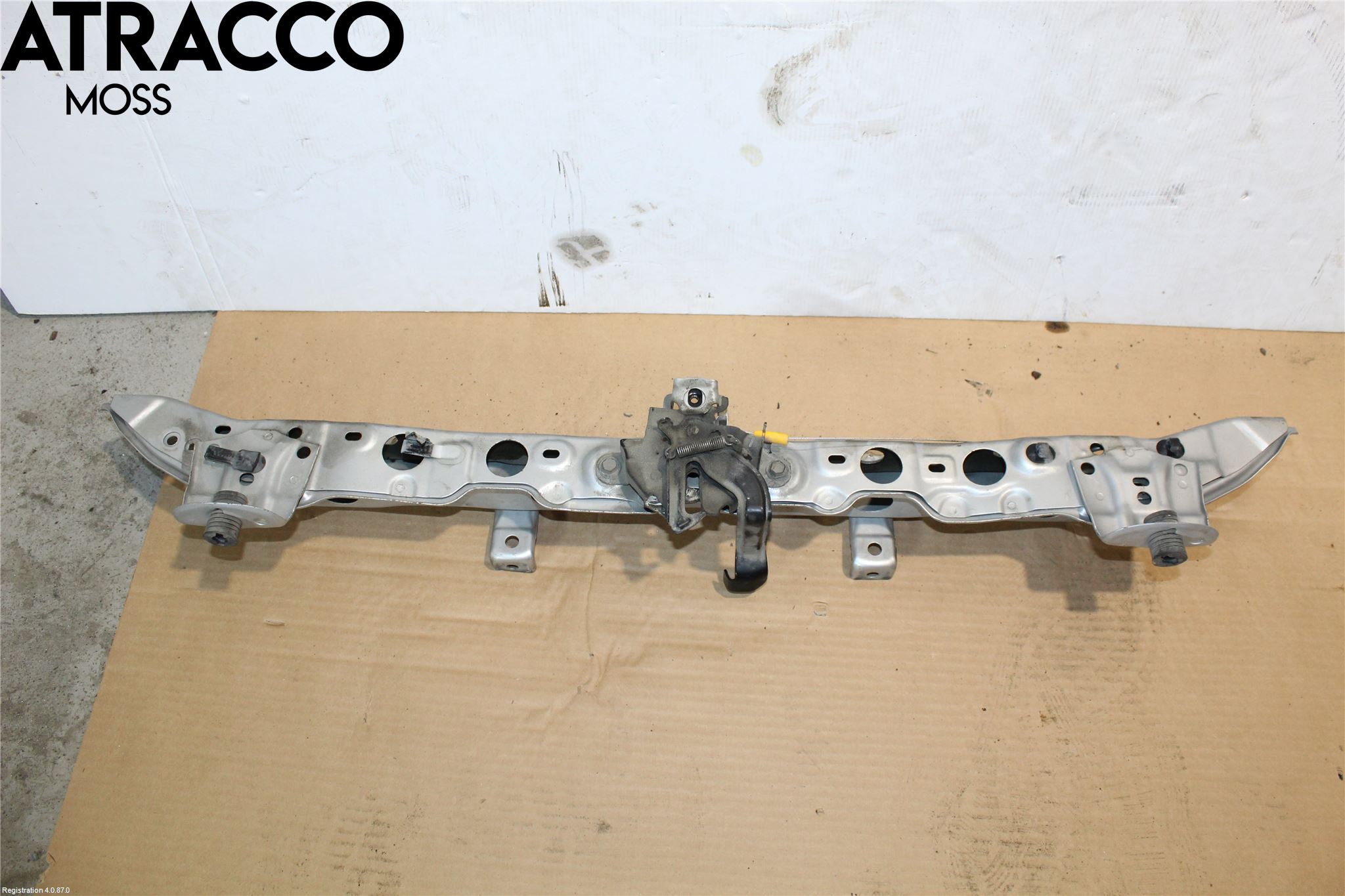 Toyota YARIS VERSO P1 00-05 Frontplate Øvre