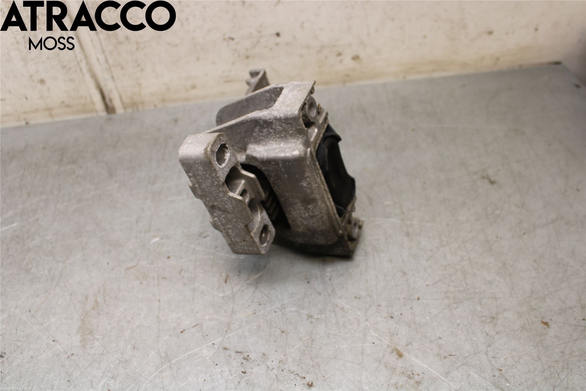 Volkswagen VW GOLF / E-GOLF VII 13-20 Motor Feste Stål-Alu