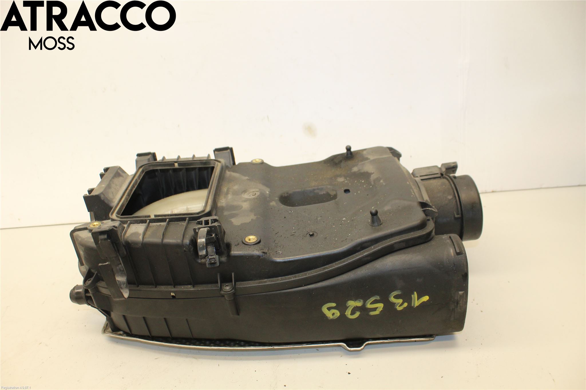 Mercedes-Benz MB E-KLASS (W212) 09-16 Luftfilter Boks