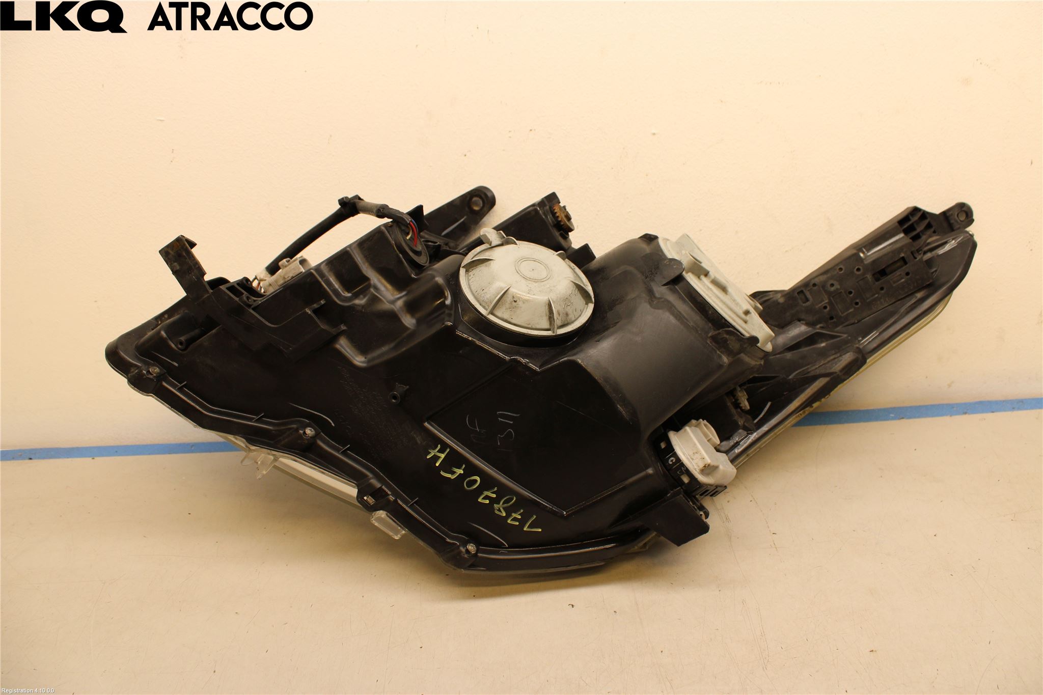 Toyota AVENSIS 09-15 Frontlykt Høyre