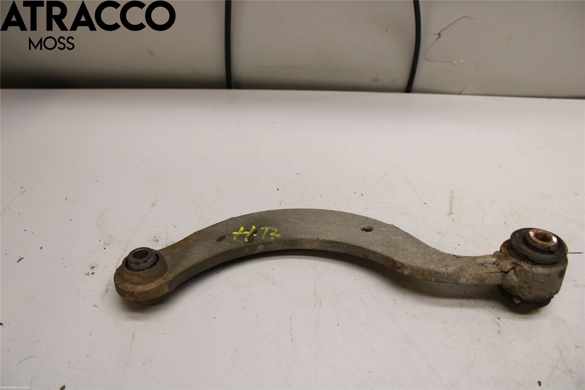 Toyota AURIS 13-19 Bærearm Bak Høyre Øvre