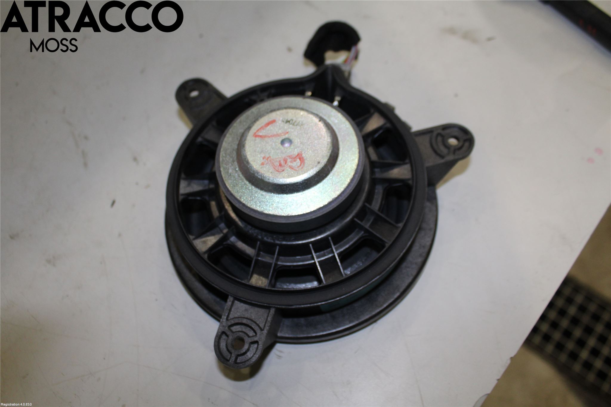 Volvo V40 12-19 Innr Høyttaler